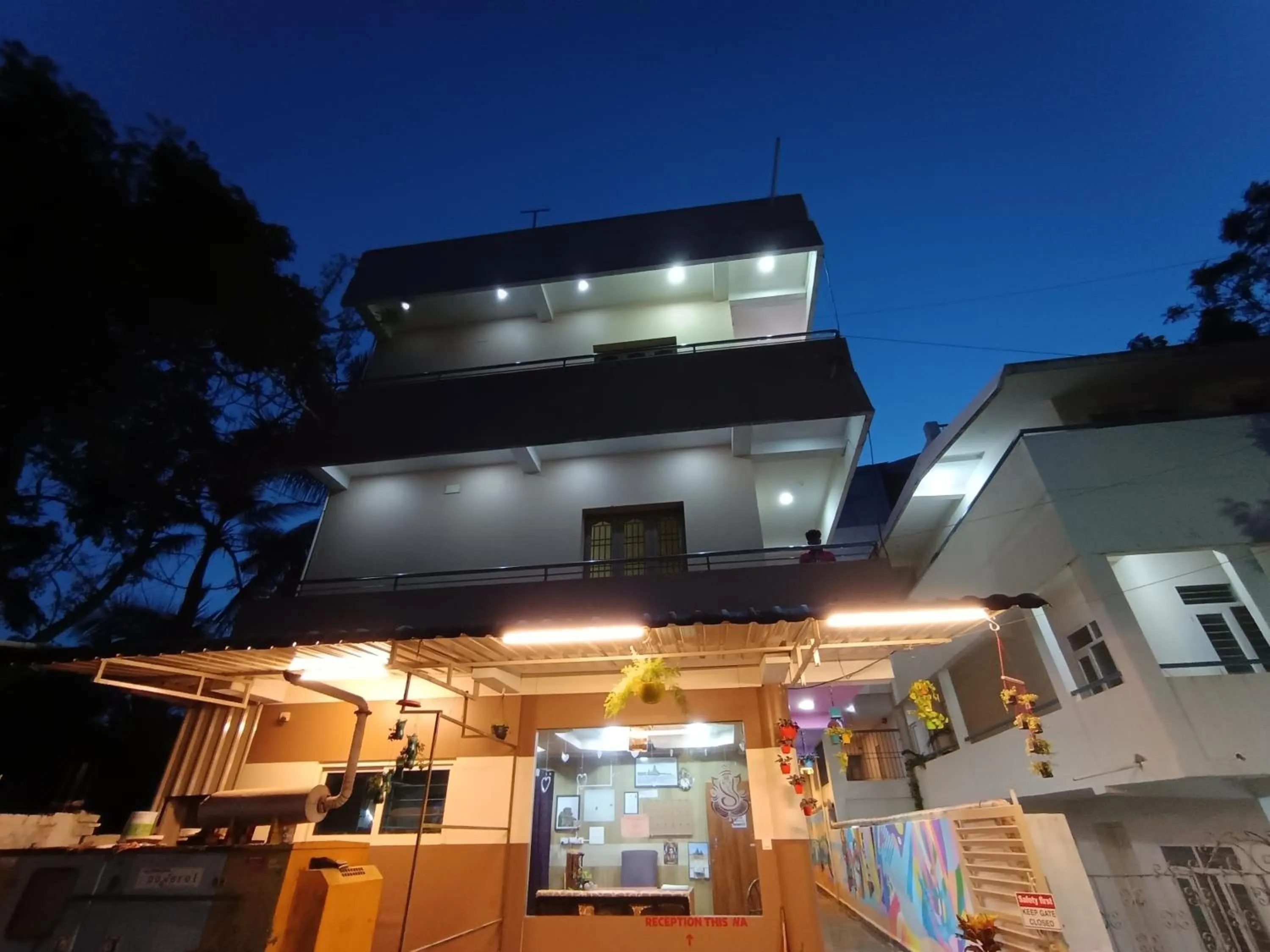 Property building in Sri Murugan Beach Paradise Hotel