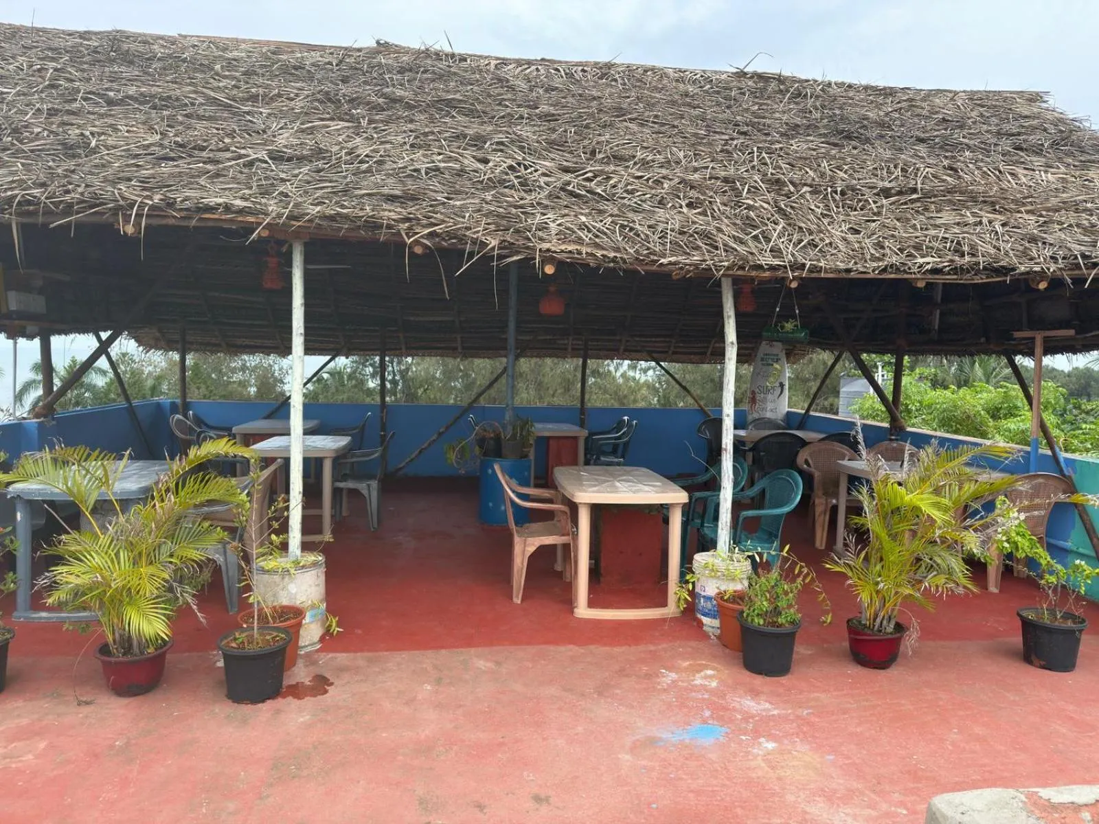 Restaurant/places to eat in Sri Murugan Beach Paradise Hotel