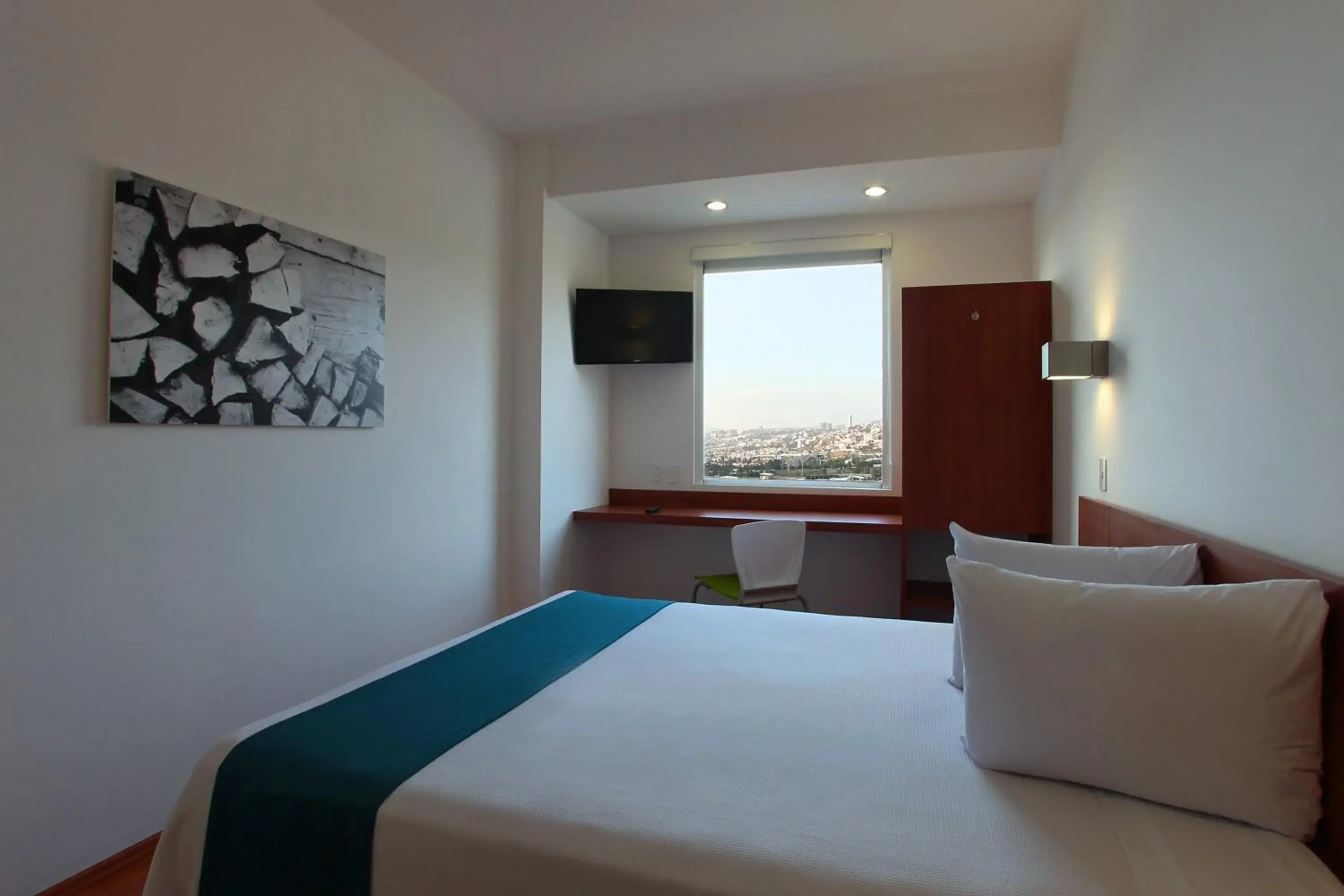 Photo of the whole room, Bed in One Queretaro Centro Sur Photo of the whole room, Bed in One Queretaro Centro Sur