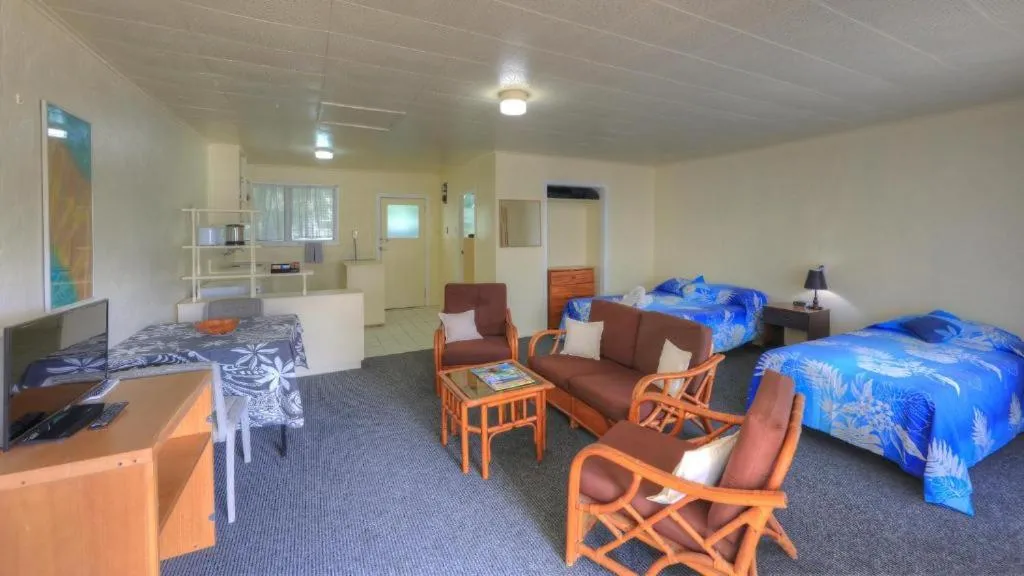 Bed in Kiikii Inn & Suites