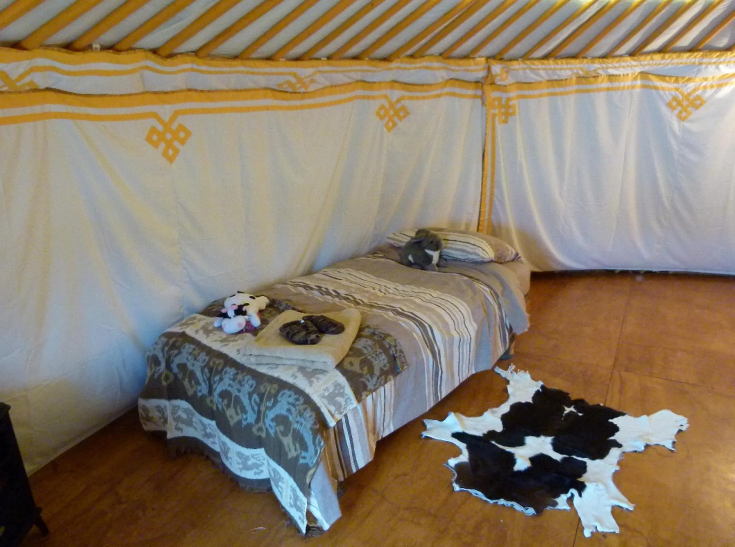 Bed in Wacky Stays - unique farm-stay glamping rentals, FREE animal feeding tours