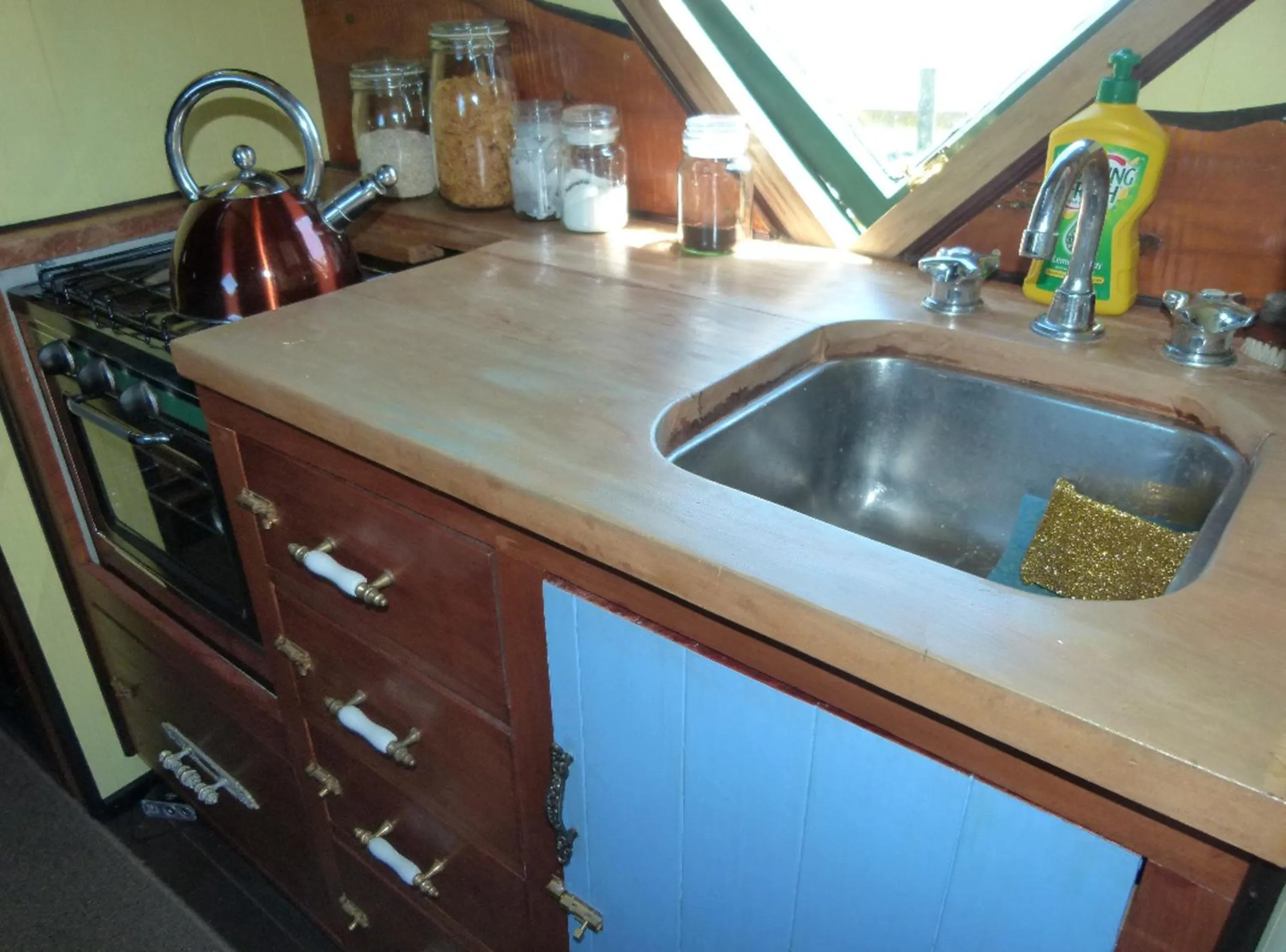 Coffee/tea facilities in Wacky Stays - unique farm-stay glamping rentals, FREE animal feeding tours