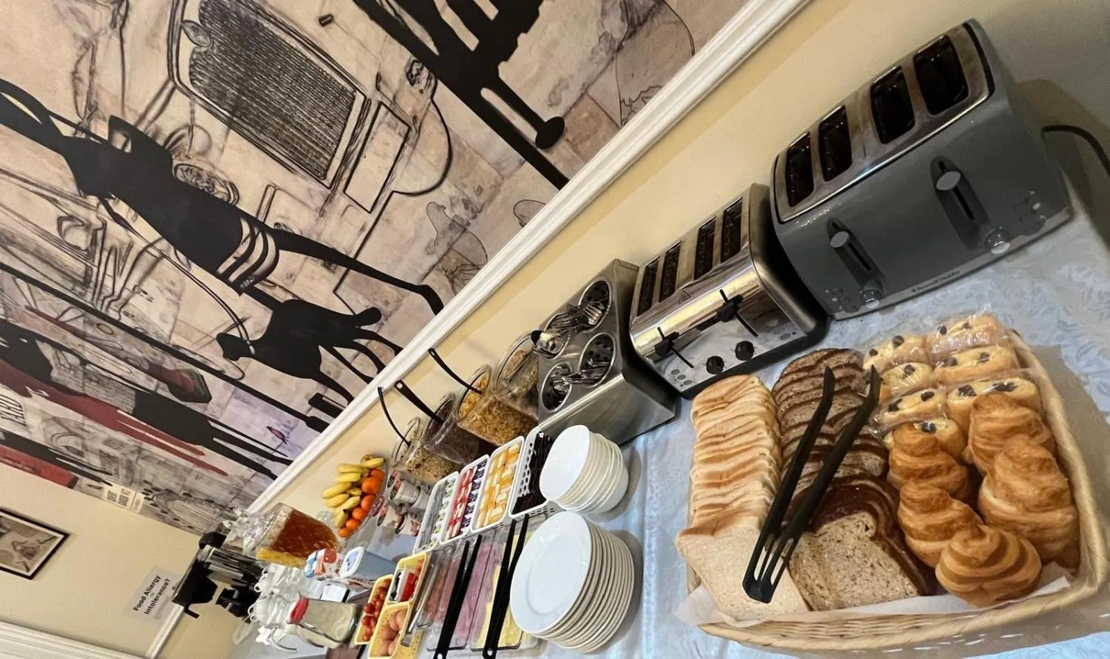 Breakfast in Chelsea House Hotel - B&B