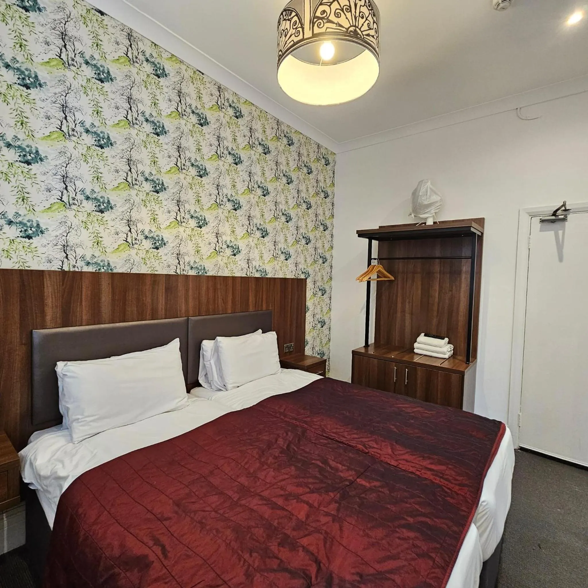 Bed in Chelsea House Hotel - B&B