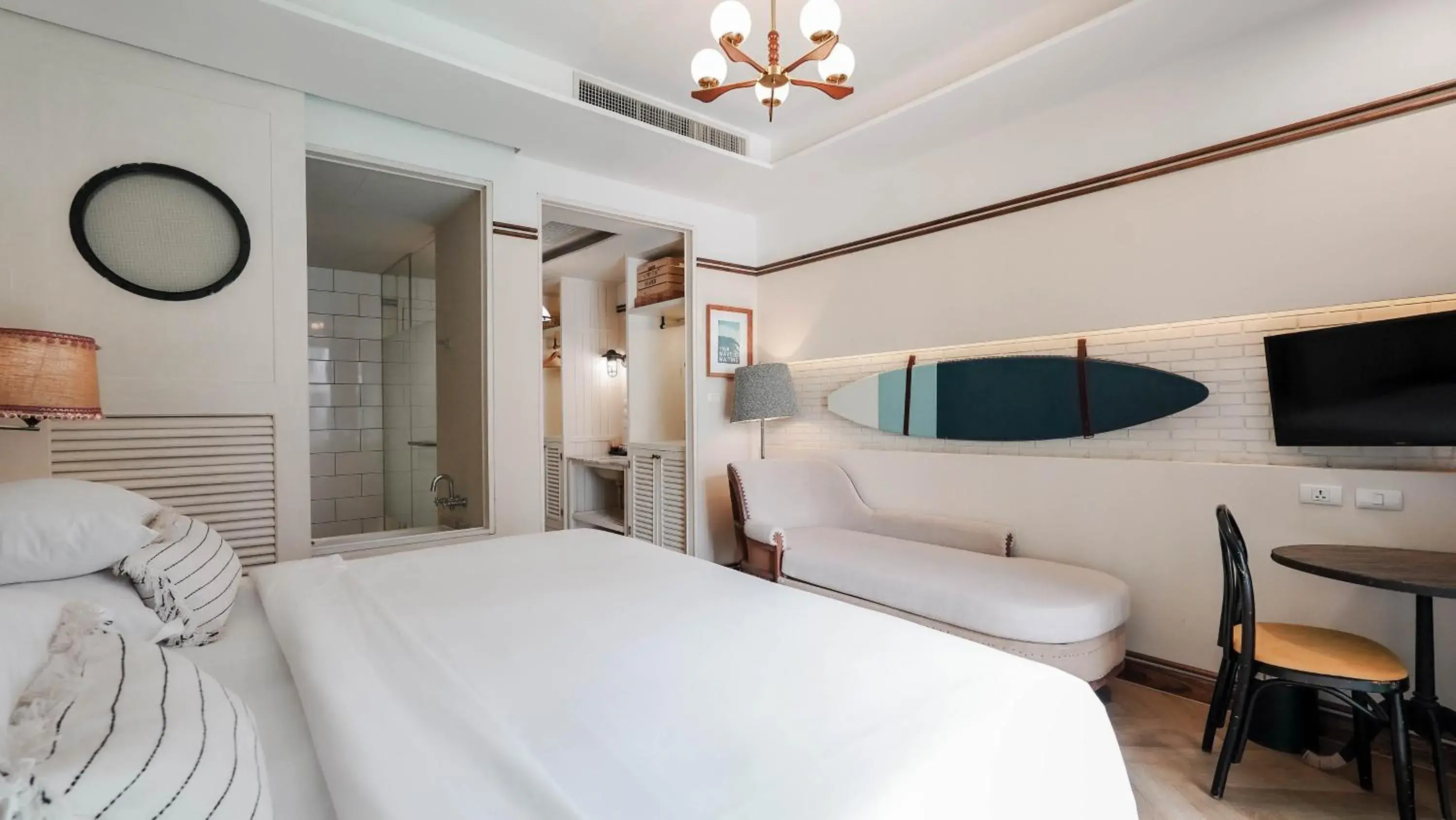 Bed in Sugar Marina Hotel-SURF-Kata Beach Bed in Sugar Marina Hotel-SURF-Kata Beach