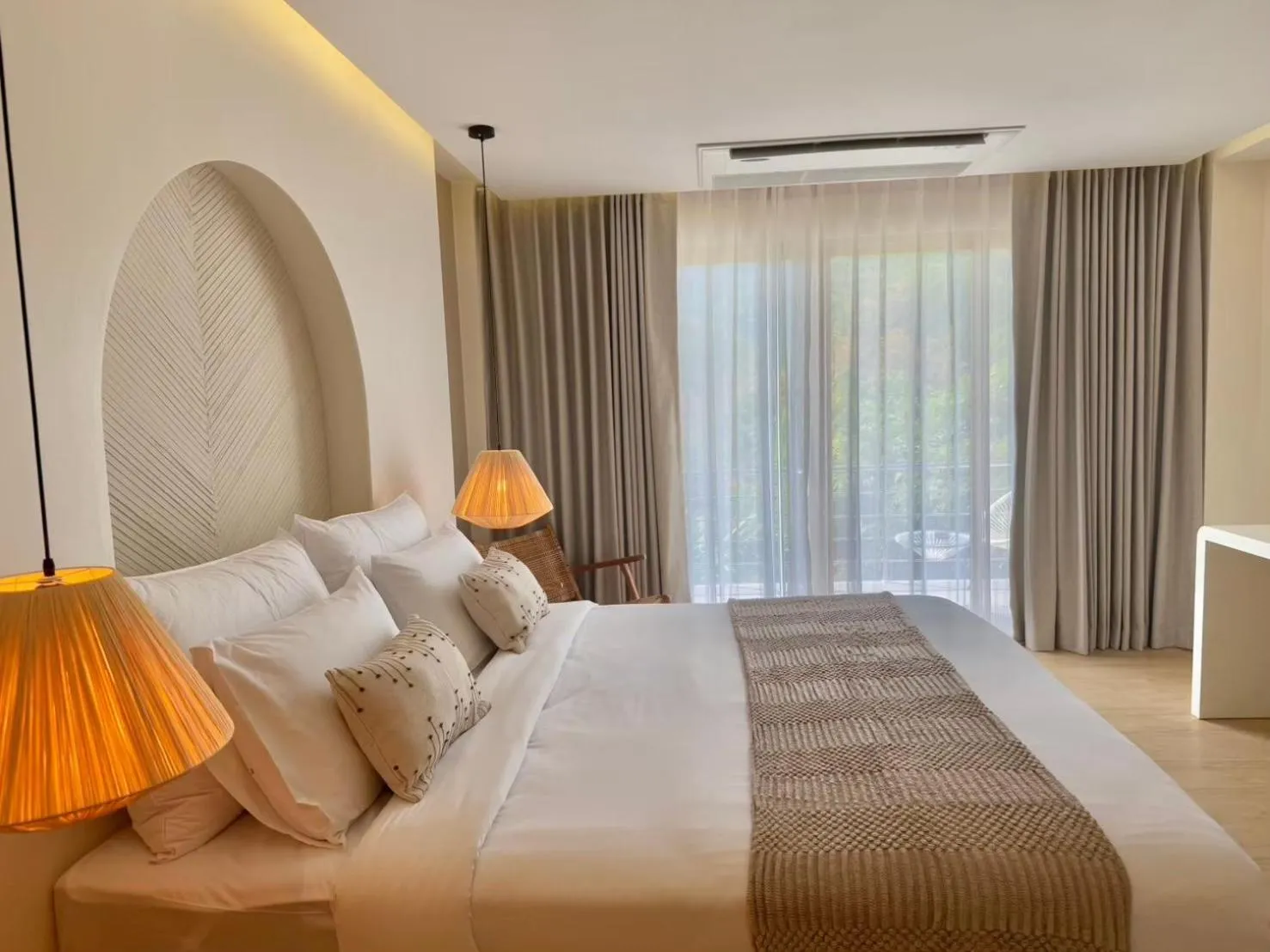 Bed in Ton Sai Tropical Phi Phi Island