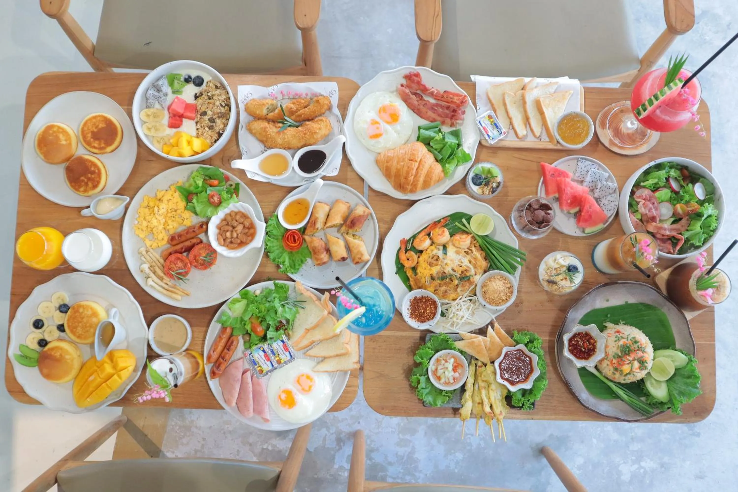 Ton Sai Tropical Phi Phi Island