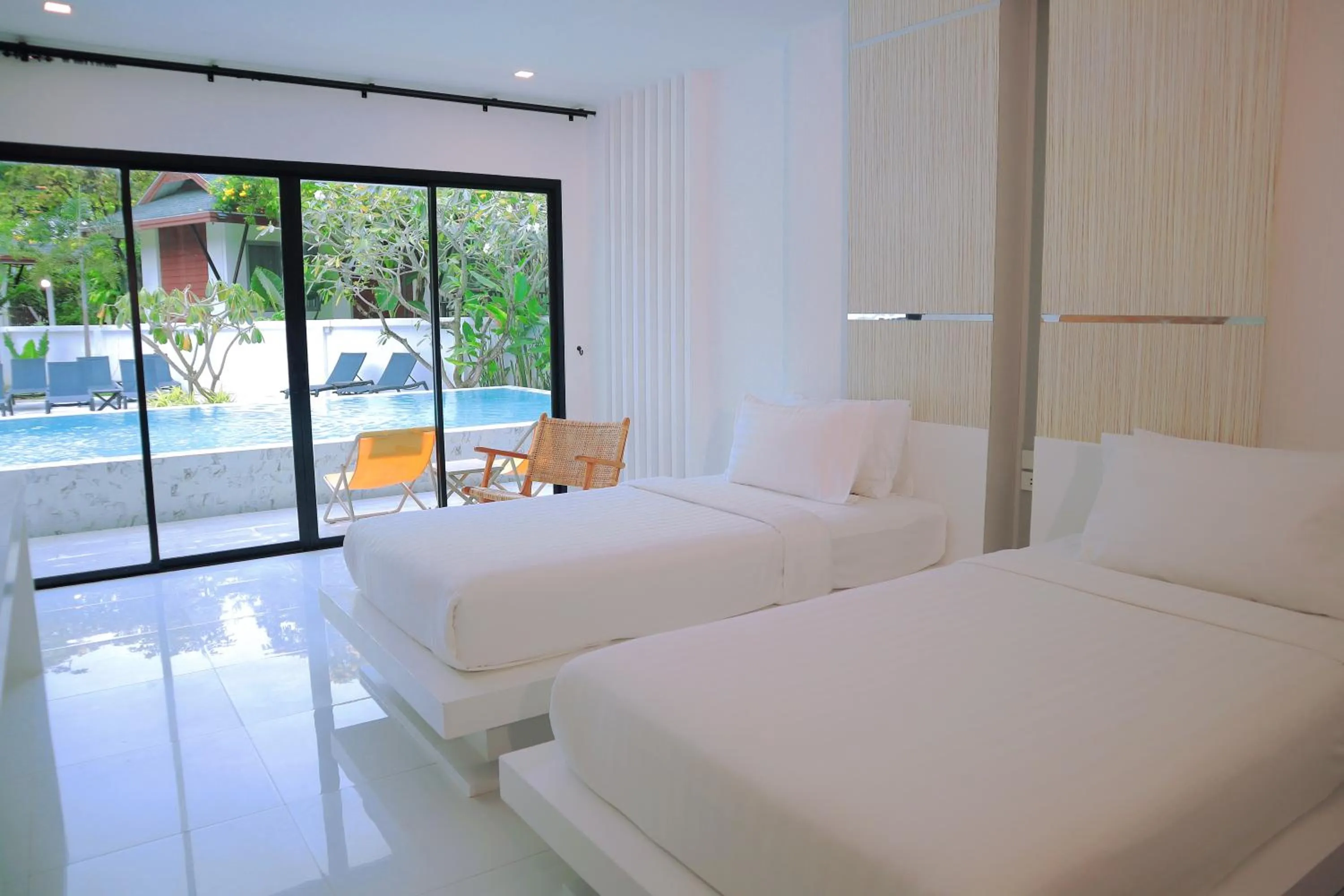 Bed in Ton Sai Tropical Phi Phi Island