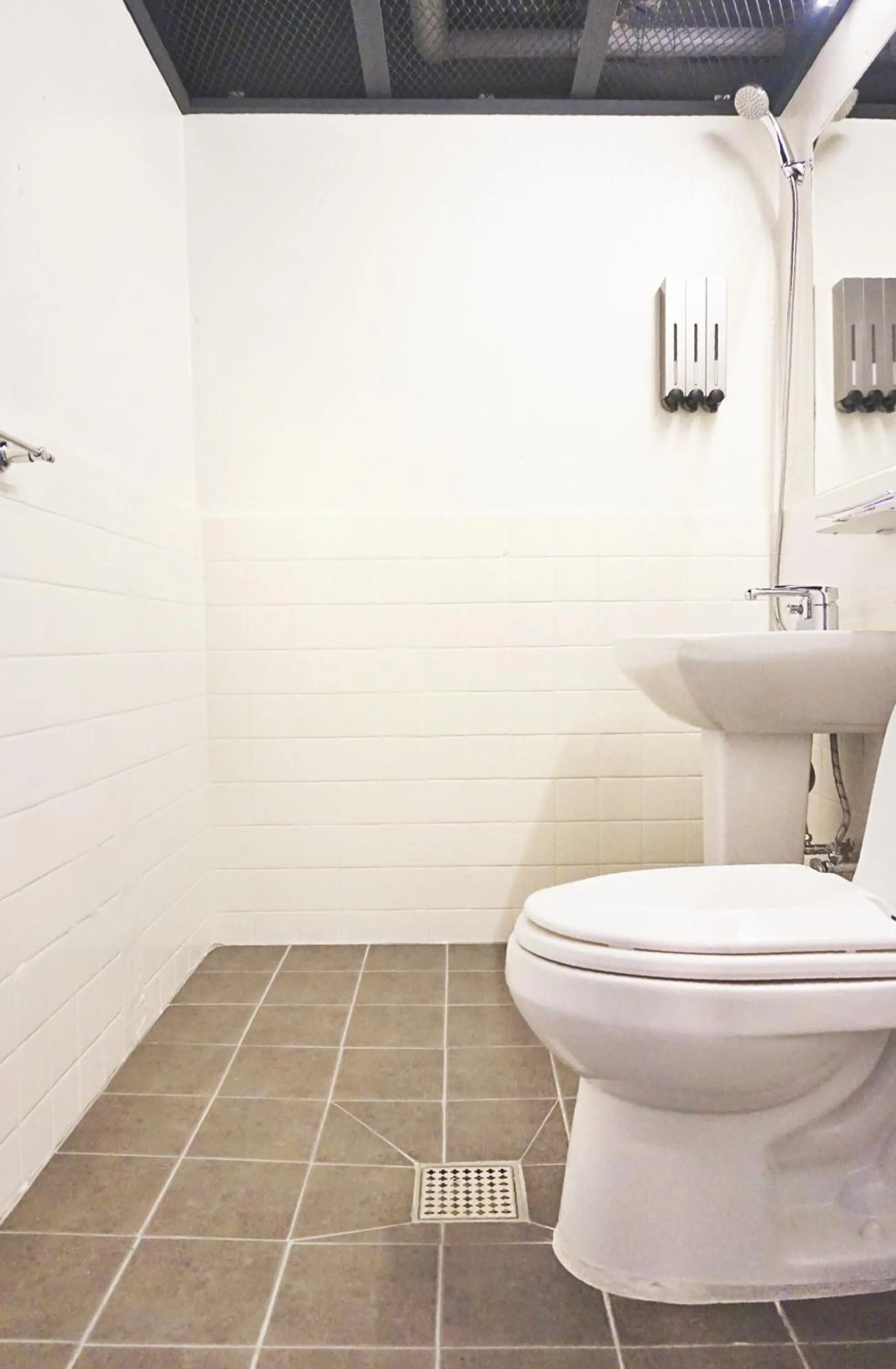 Bathroom in G Guesthouse Itaewon In Seoul