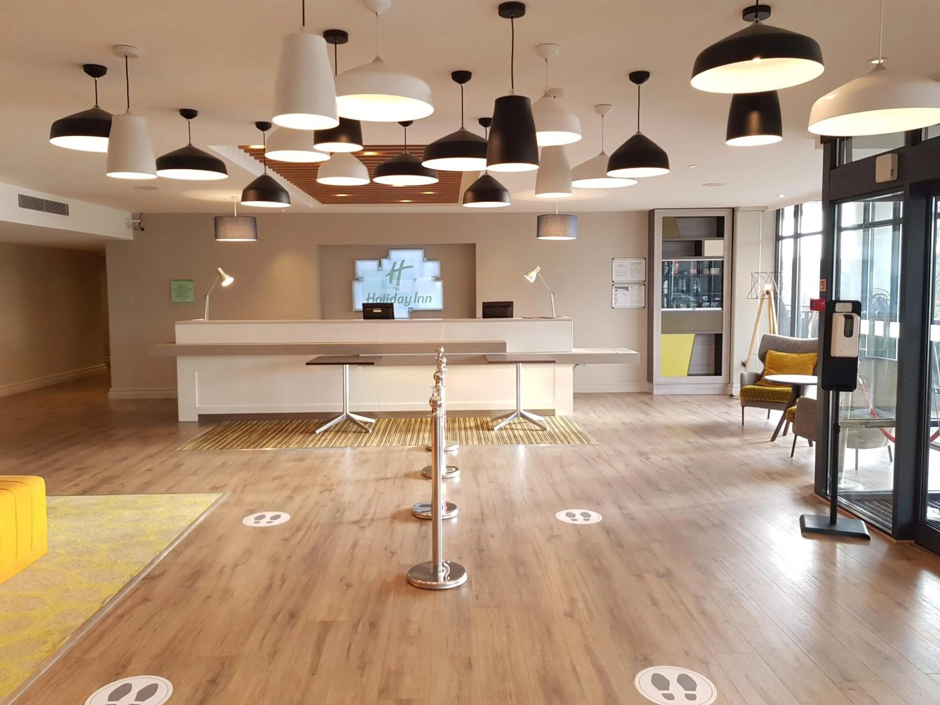 Property building in Holiday Inn Luton South - M1 Junction 9