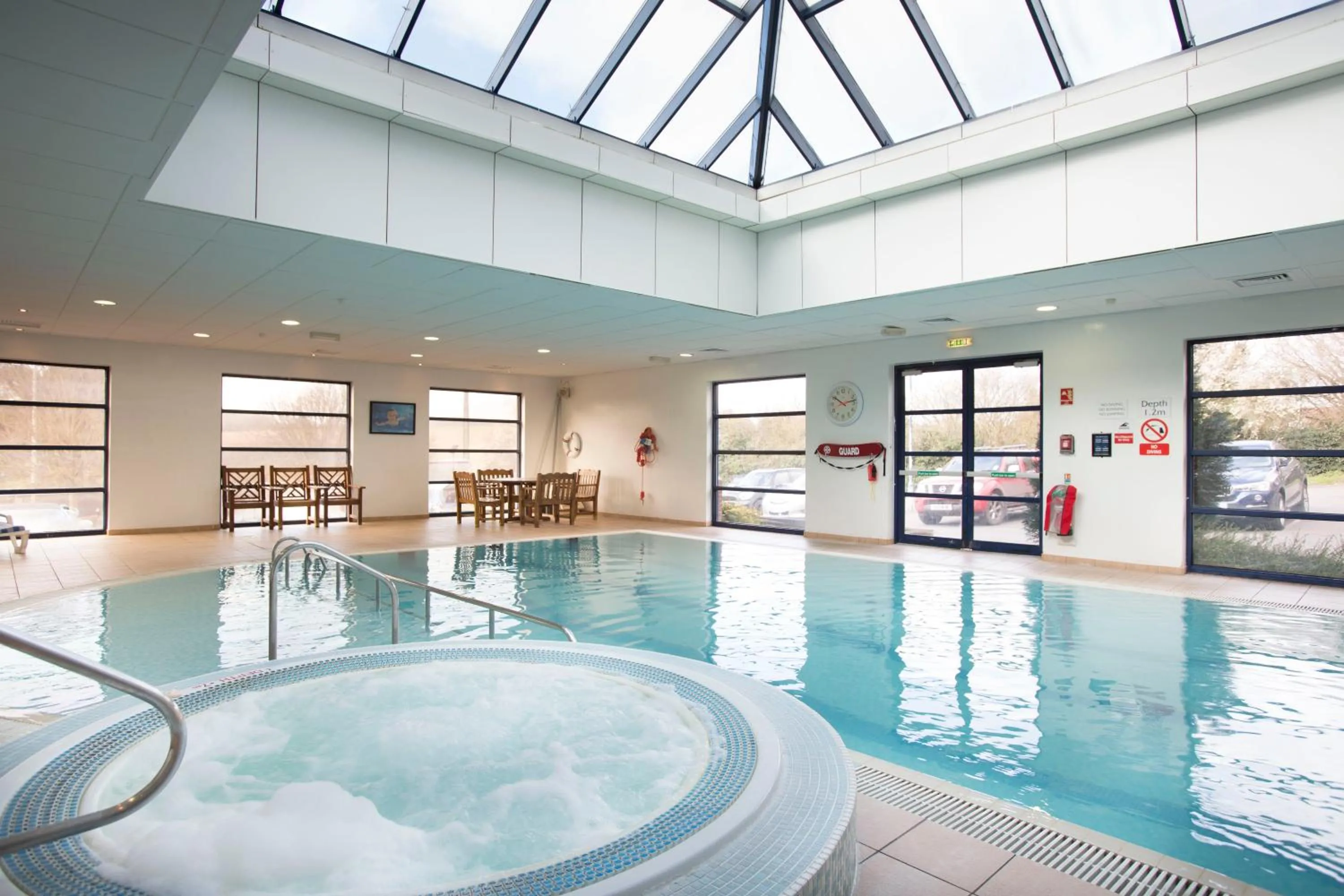 Swimming Pool in Holiday Inn Luton South - M1 Junction 9