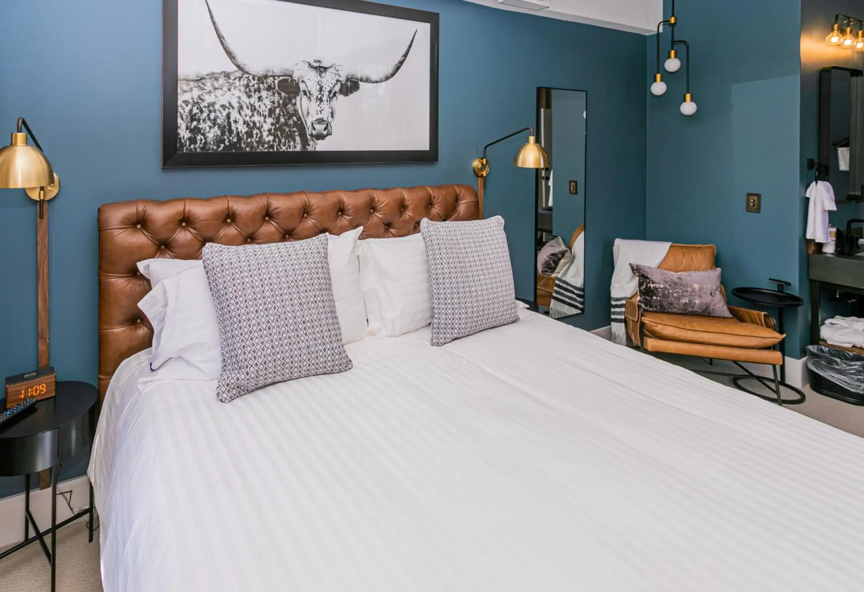 King Studio in Historic Jacksonville Inn King Studio in Historic Jacksonville Inn