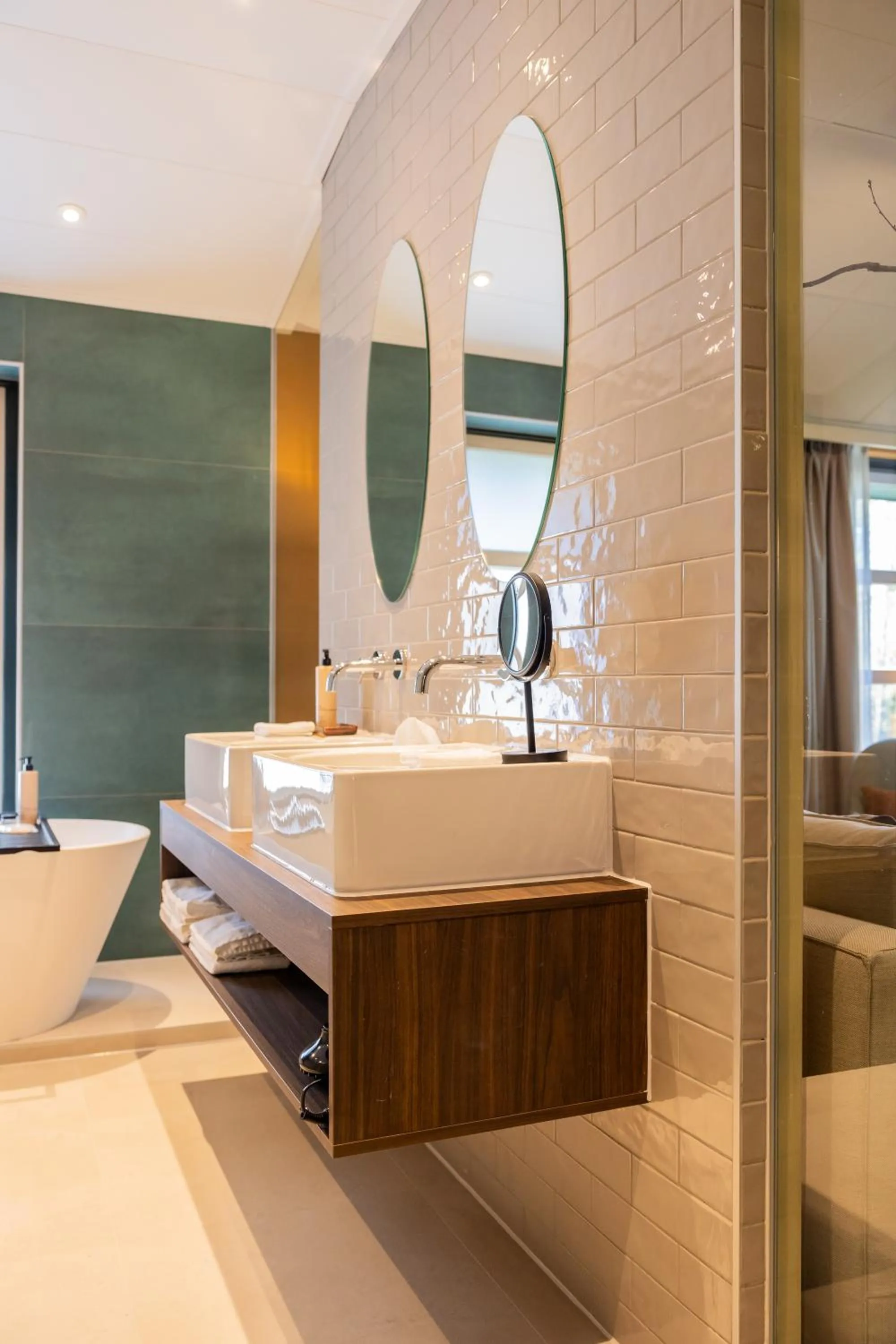 Bathroom in Parkhotel Tjaarda