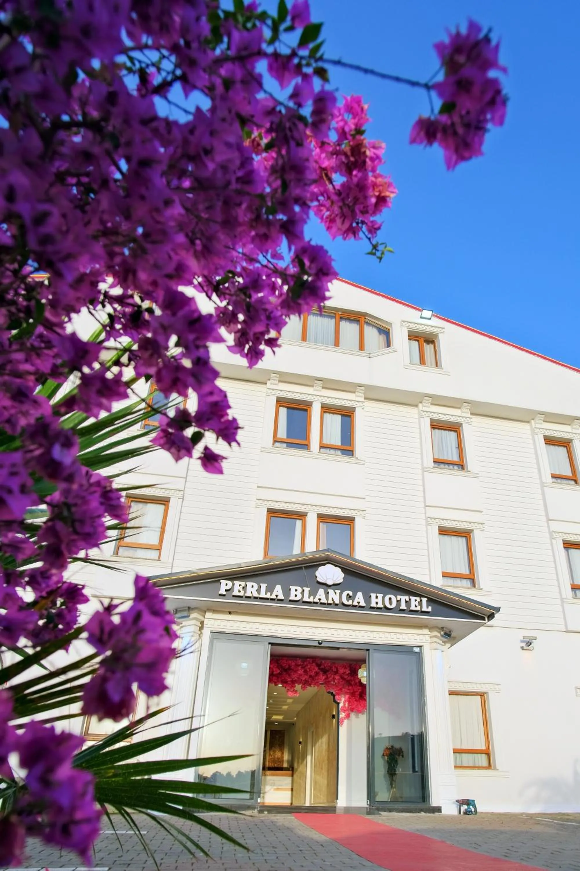 Property building in Perla Blanca Hotel