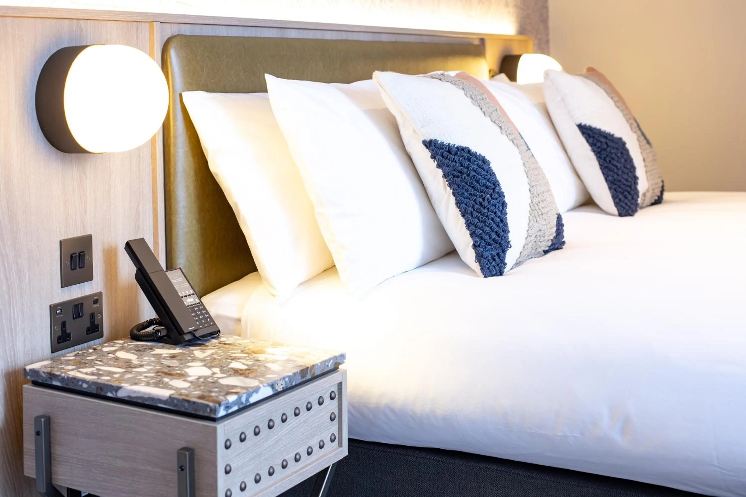 Bed in The Met Hotel Leeds - Newly Refurbished