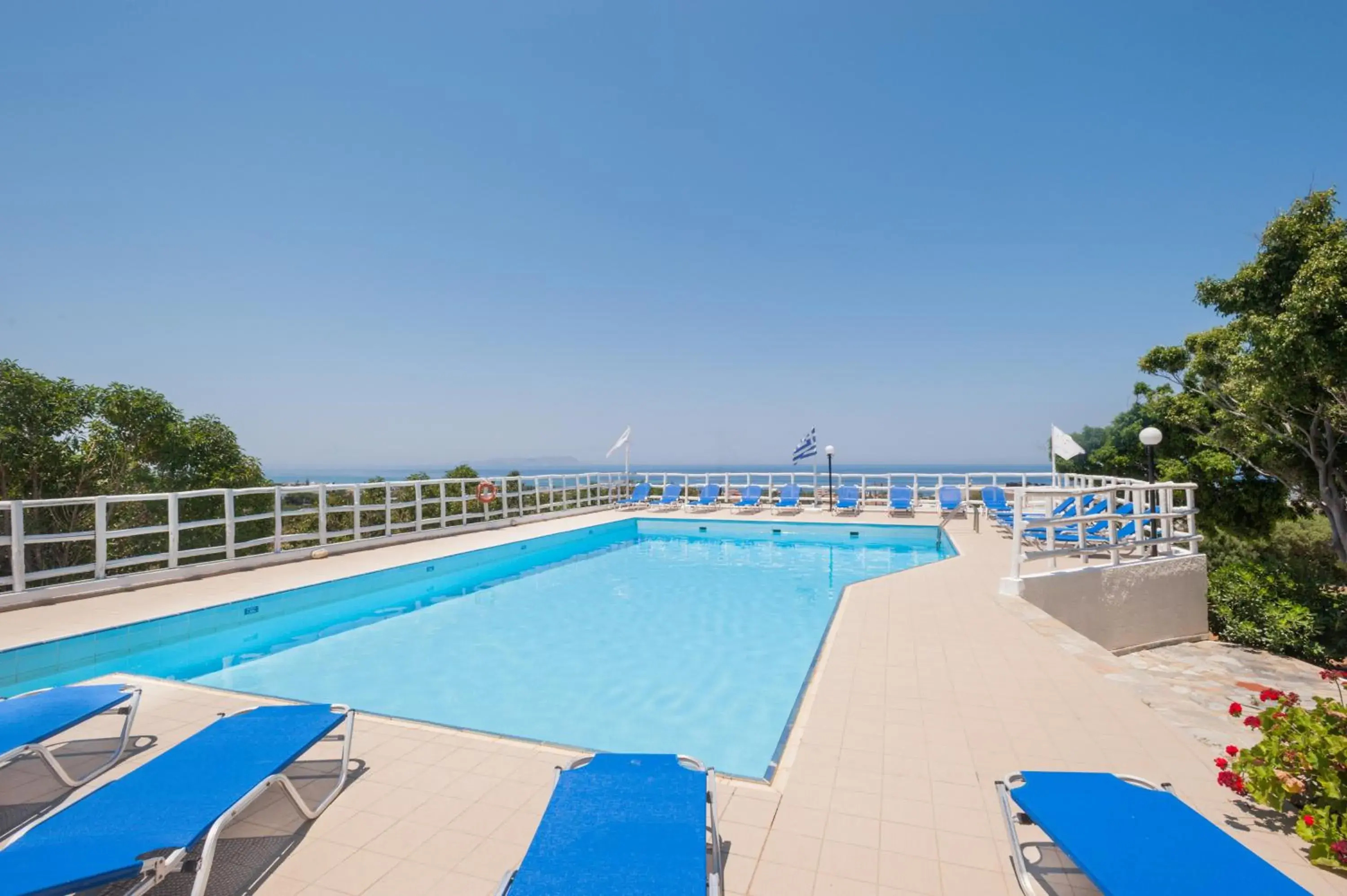 Swimming pool in Panorama-Seaview Studios & Apartments Swimming pool in Panorama-Seaview Studios & Apartments