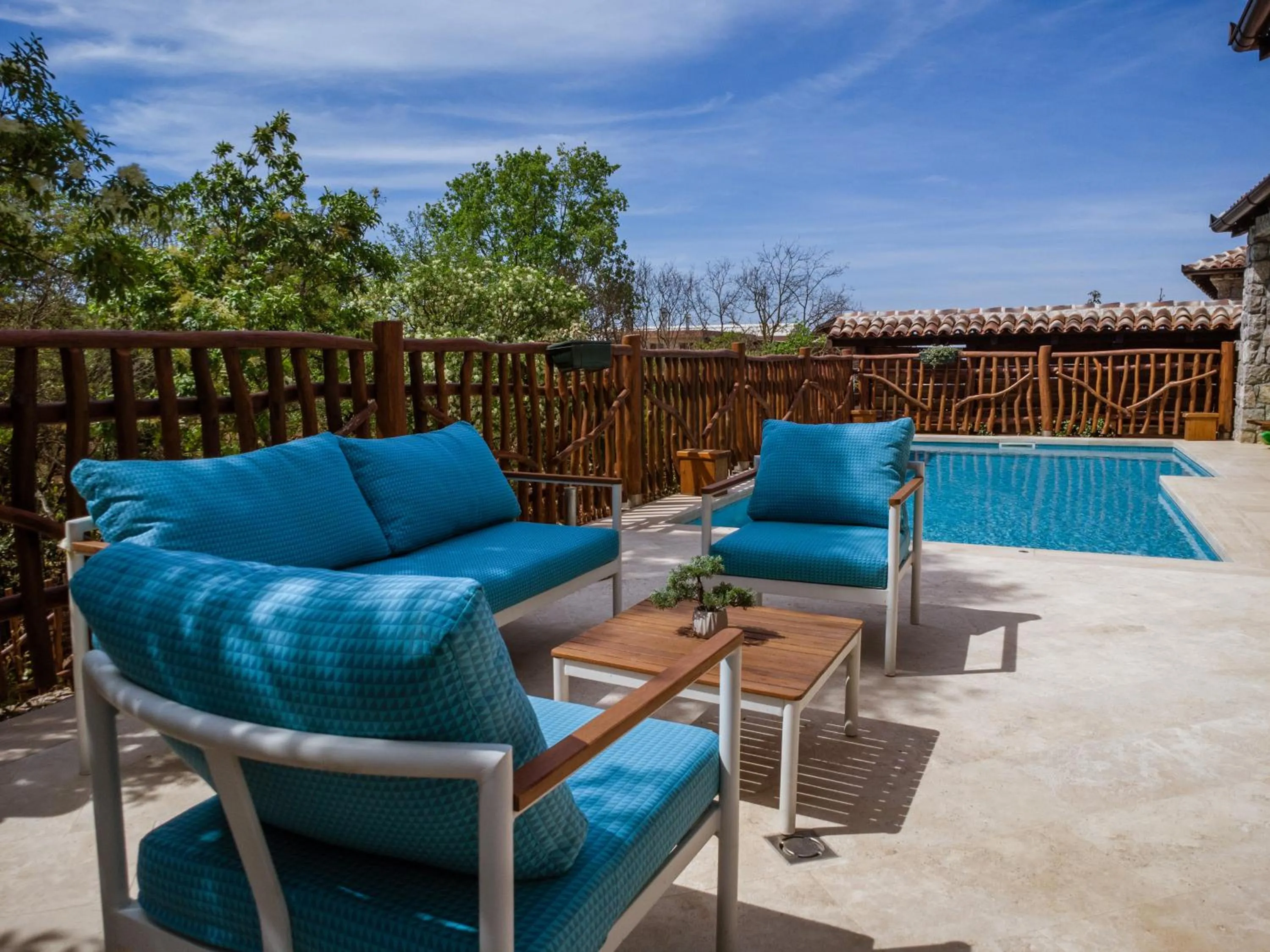 Carevic Resort & Villas