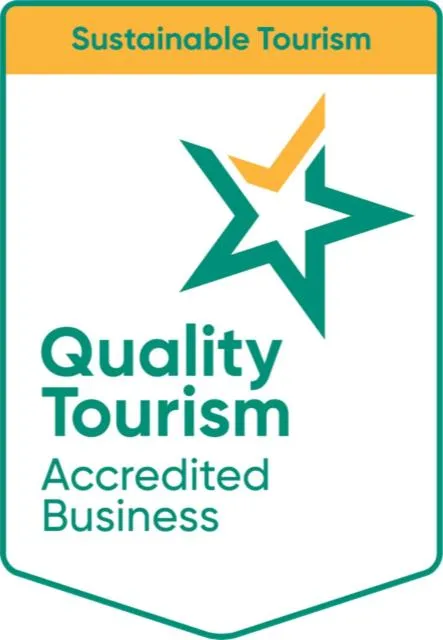 Property logo or sign in Highway Inn Motel