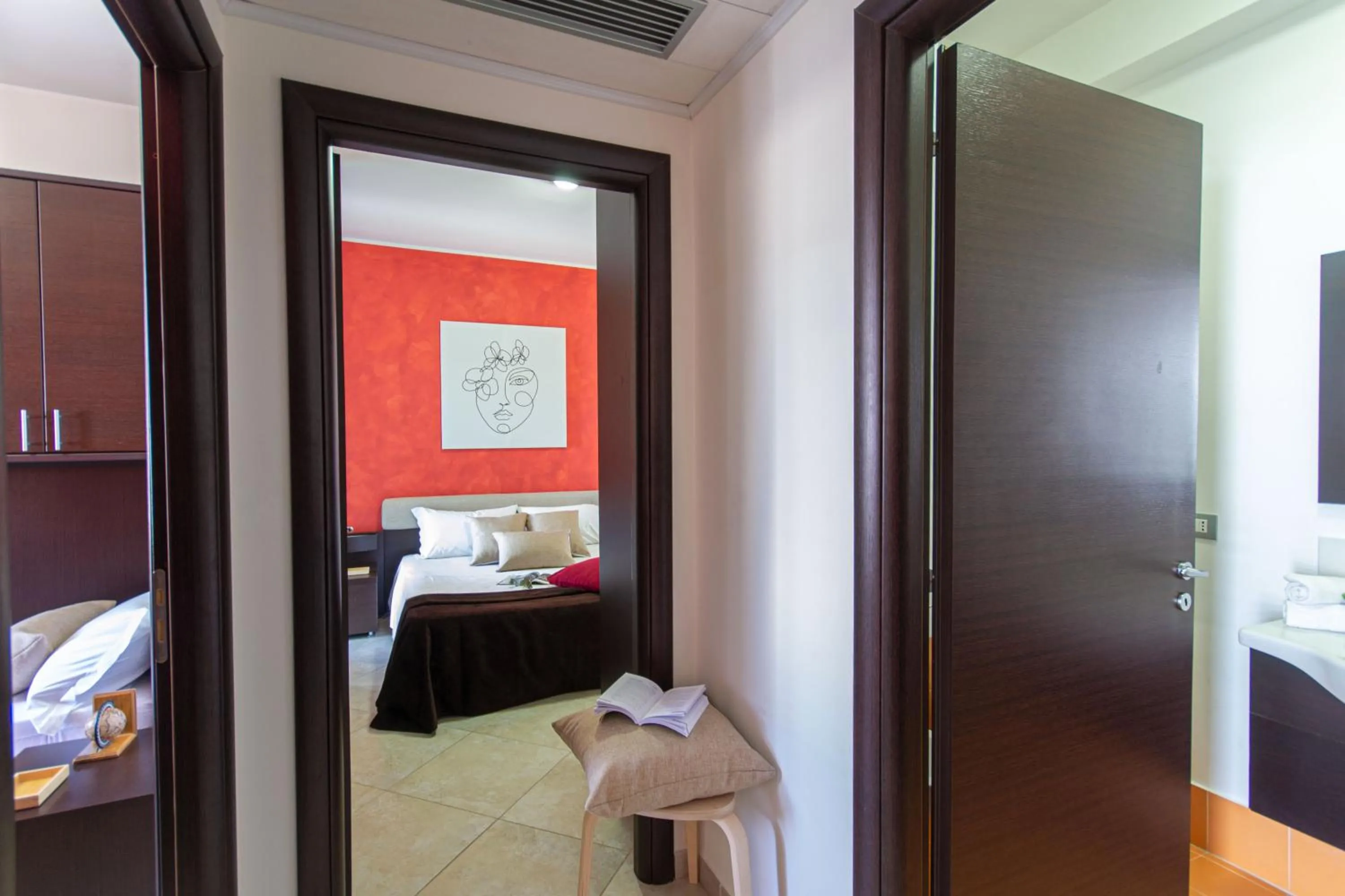 Photo of the whole room, Bed in Residence Borgo & Mare - Localo