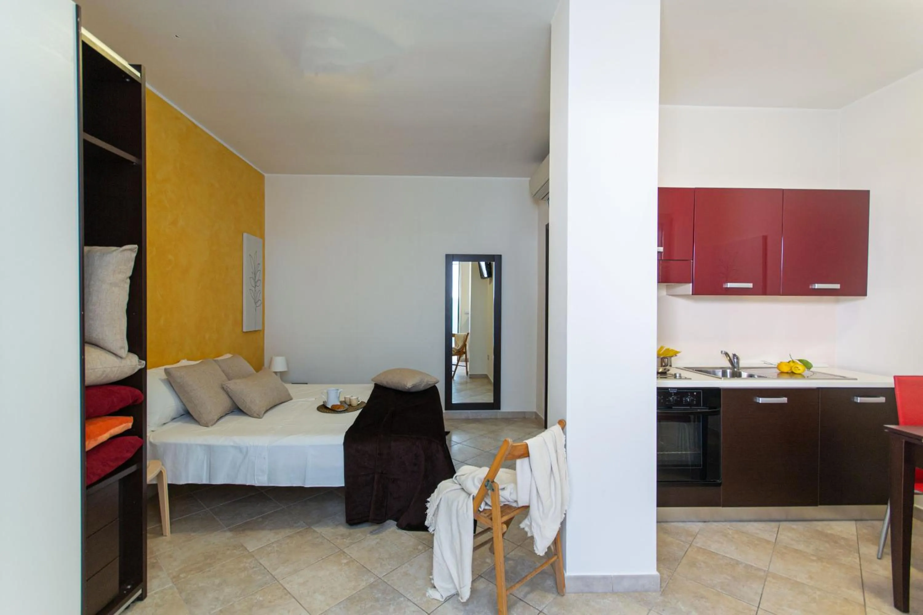 Photo of the whole room, Bed in Residence Borgo & Mare - Localo