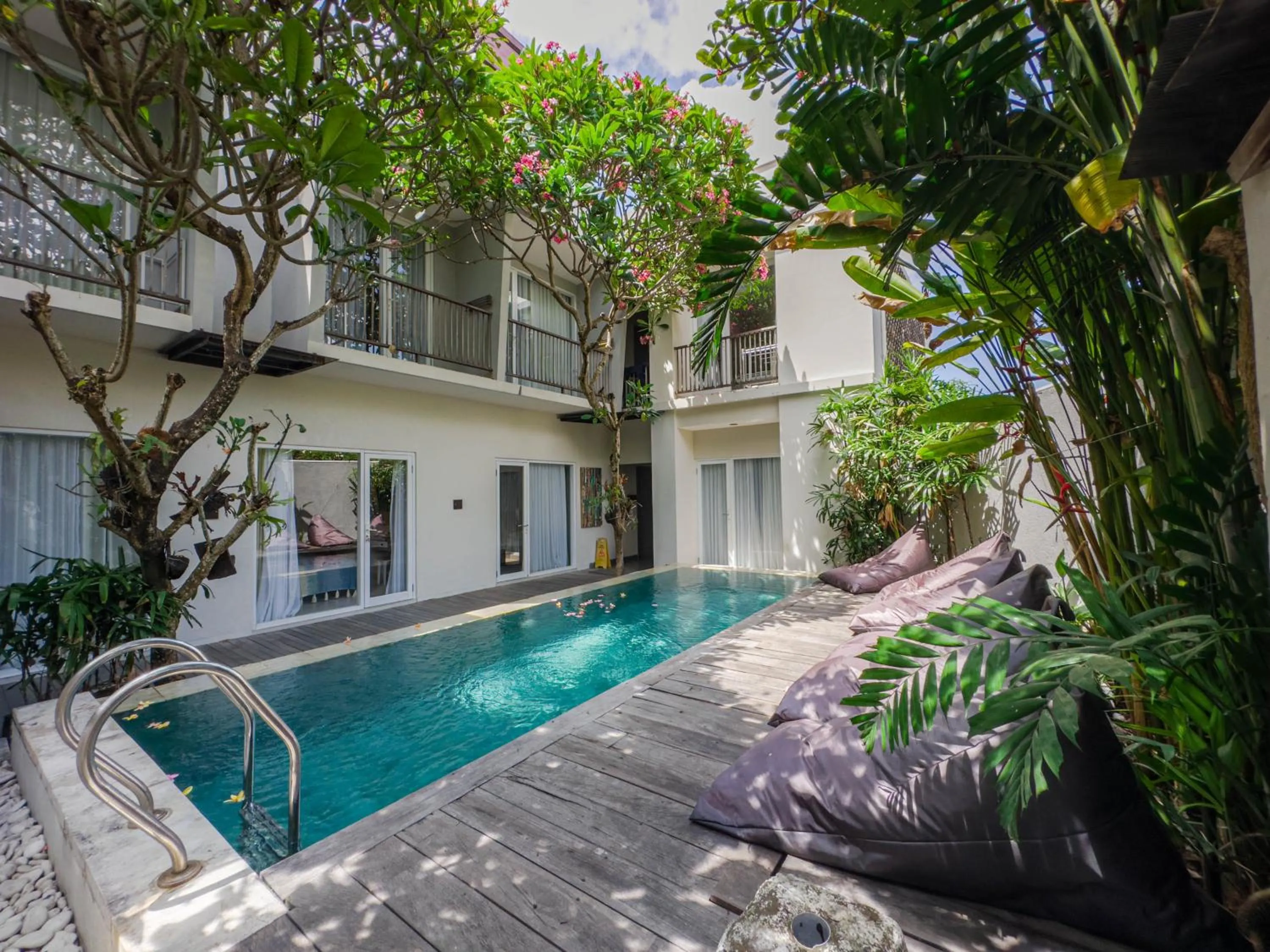 Swimming pool in Hola Seminyak