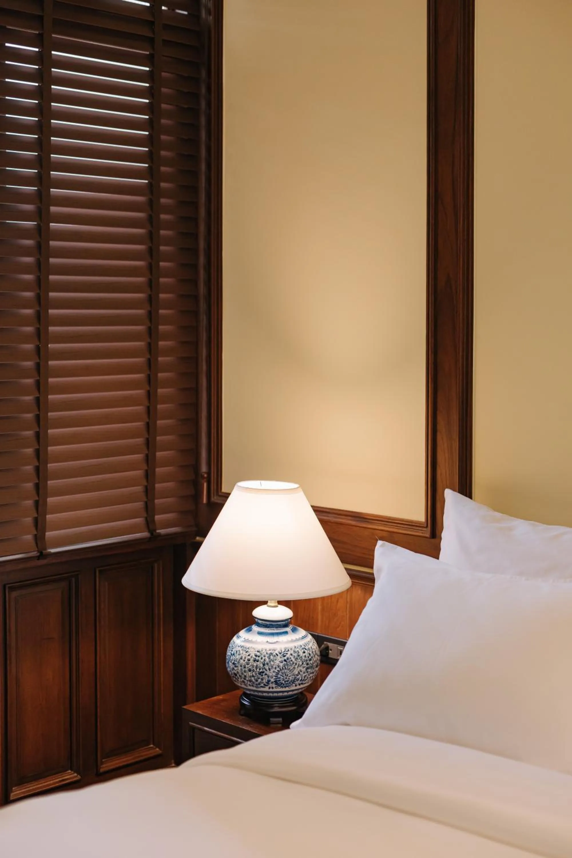 Bedroom, Bed in Coucou Hotel