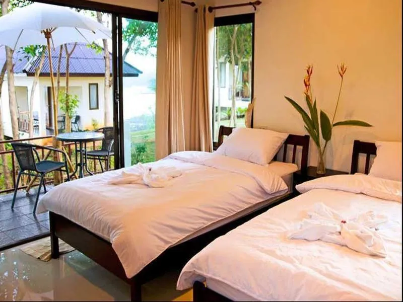 Bed in Seabreeze @ Koh Mak