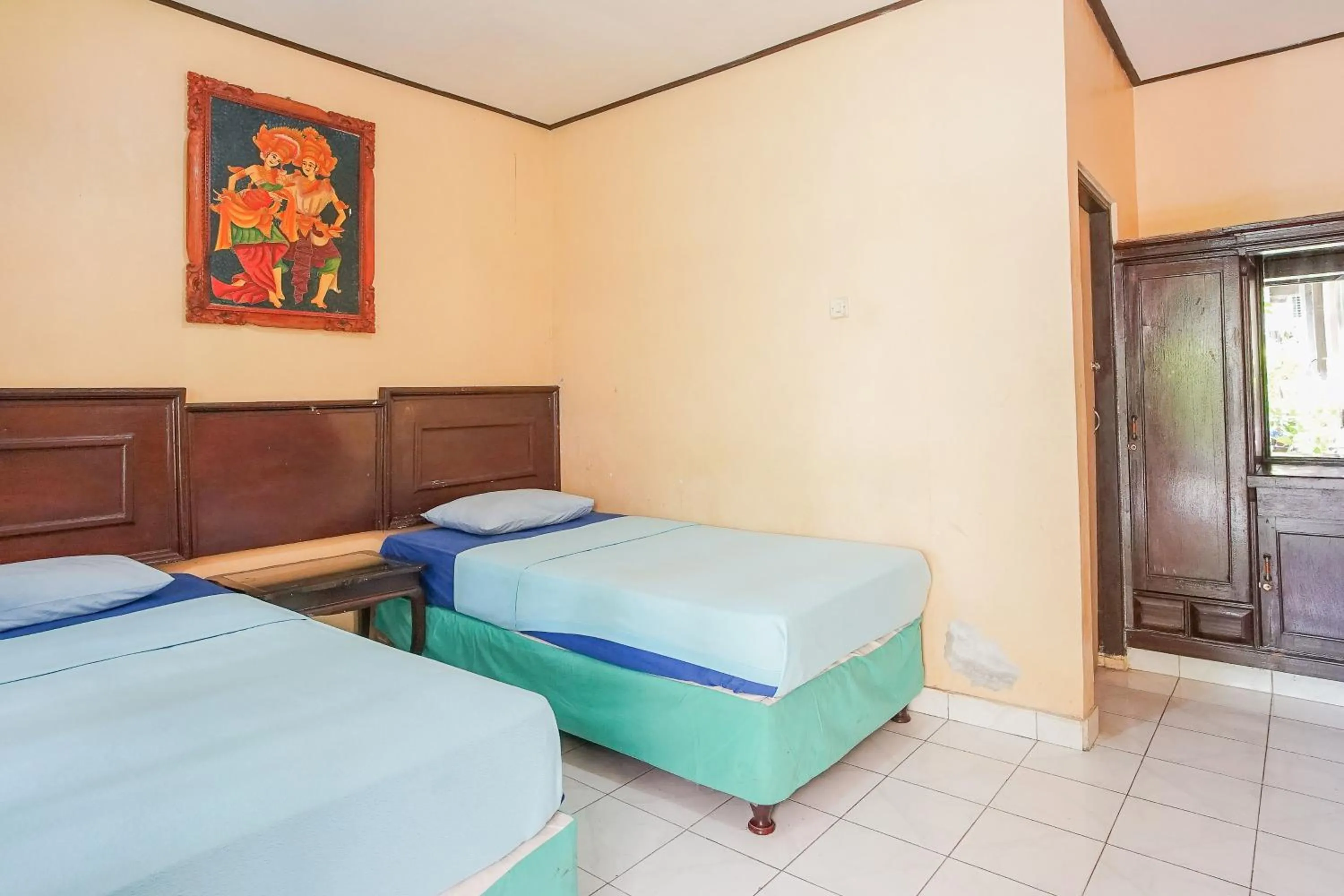 Bedroom, Bed in Mahendra Beach Inn