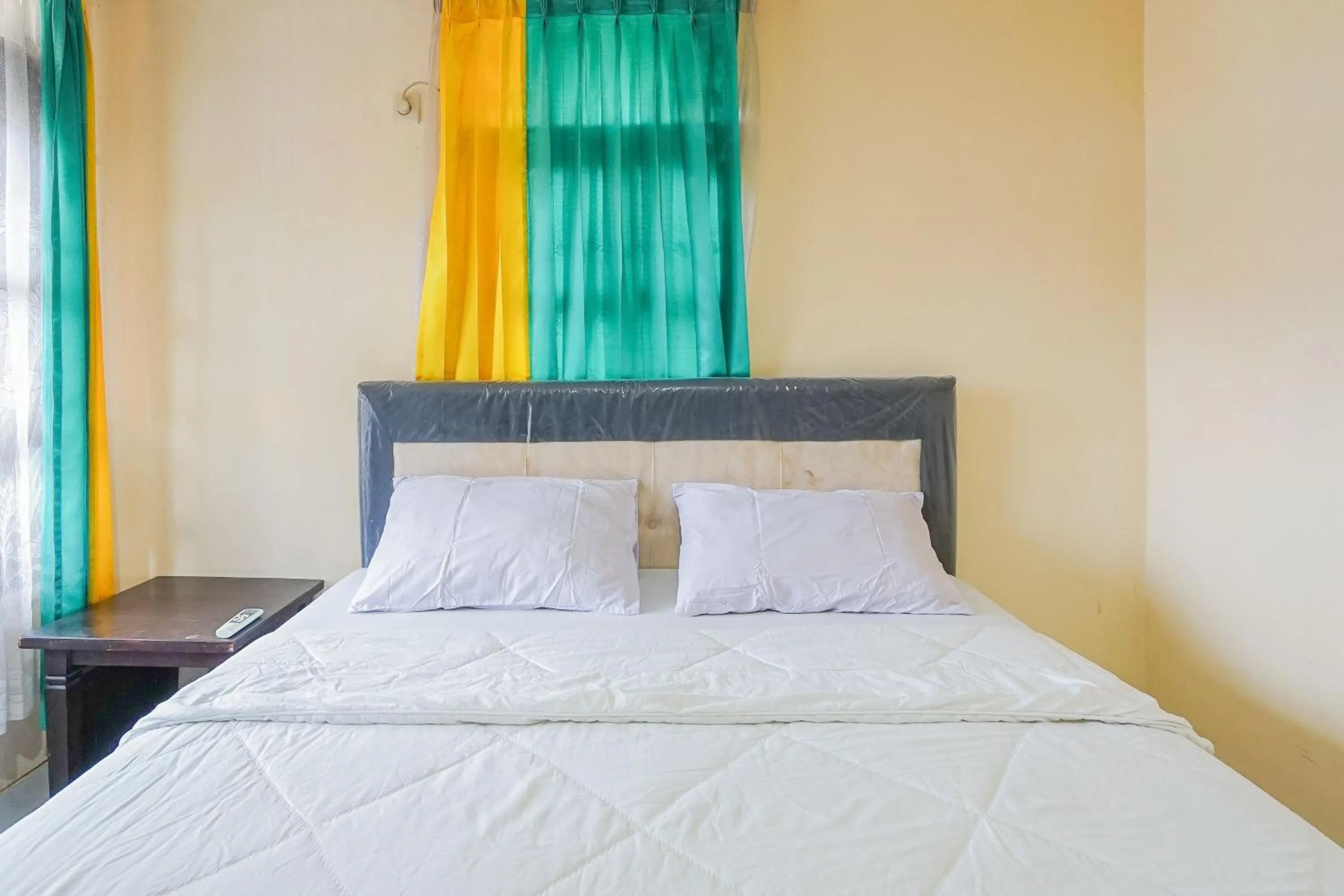 Photo of the whole room, Bed in Mahendra Beach Inn