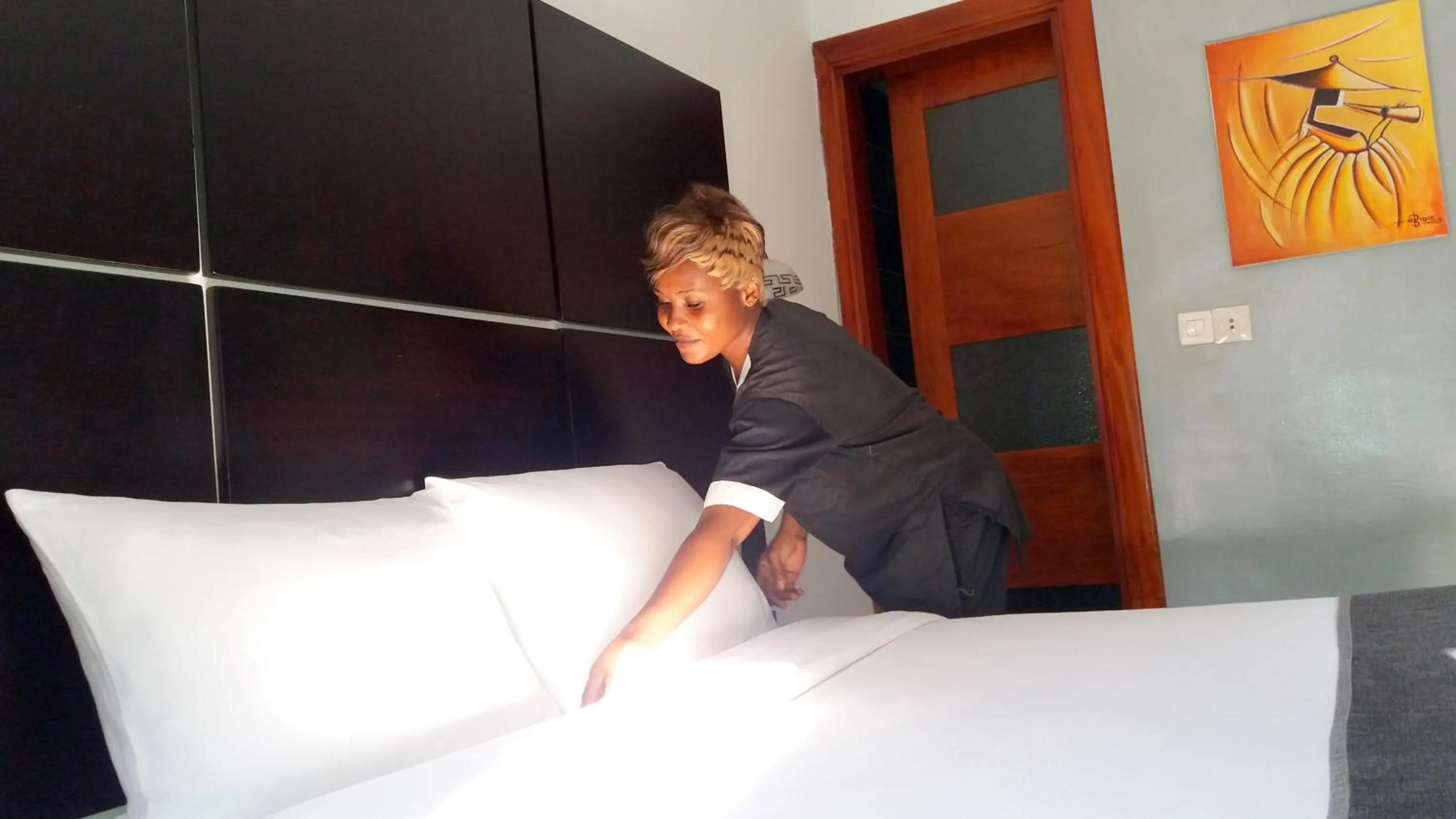 Photo of the whole room, Bed in Détente Hôtel