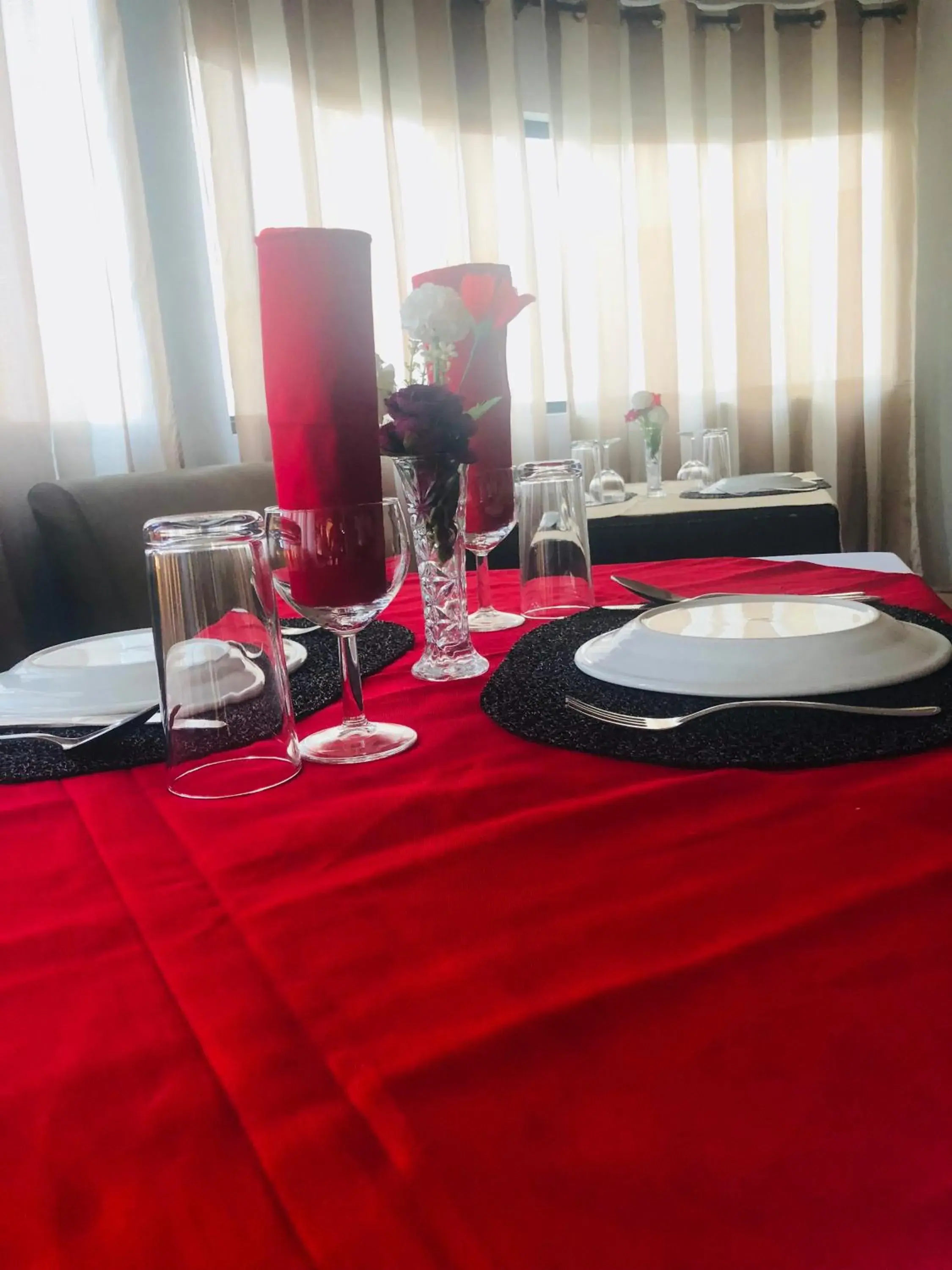 Restaurant/places to eat in Détente Hôtel Restaurant/places to eat in Détente Hôtel