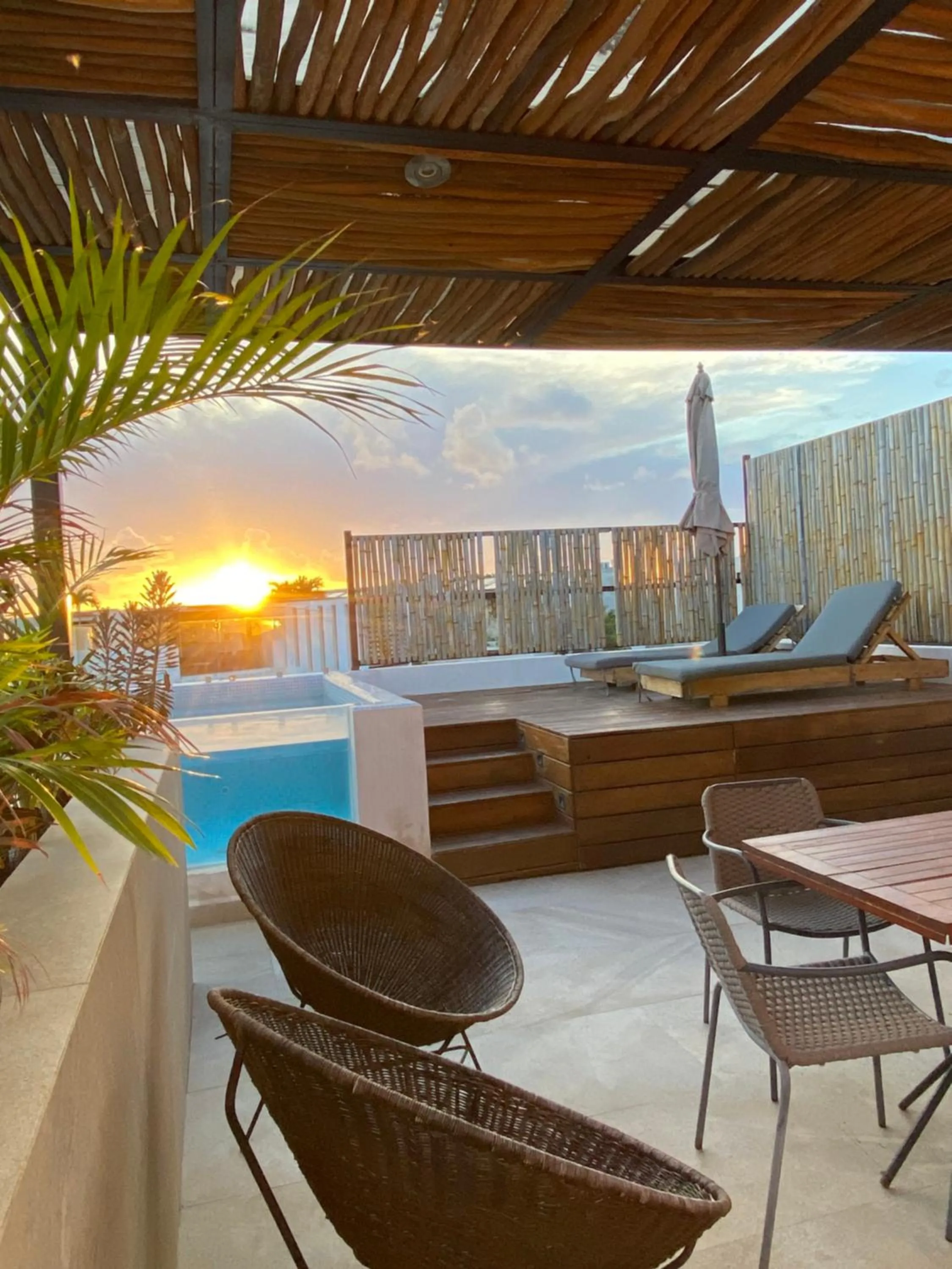 Seating area, Swimming Pool in Cacao Tulum departamentos