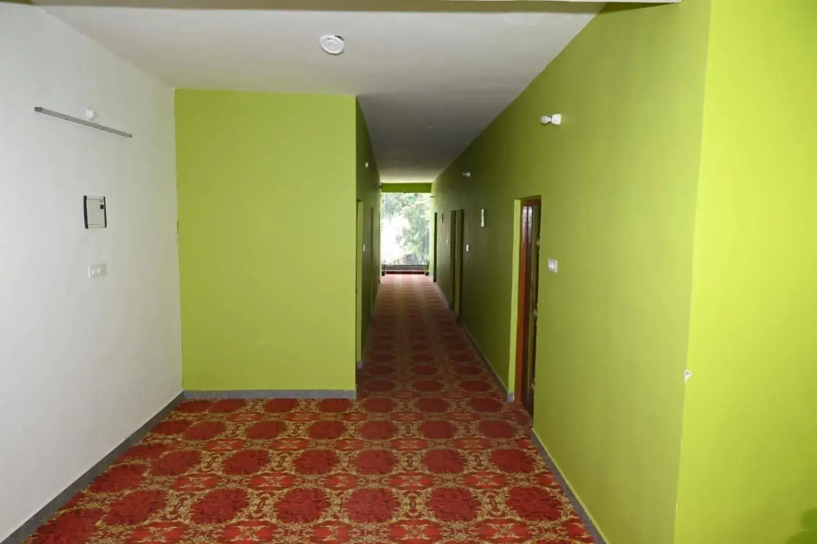 Hotel O The Glide Inn Hotel & Restaurant Hotel O The Glide Inn Hotel & Restaurant