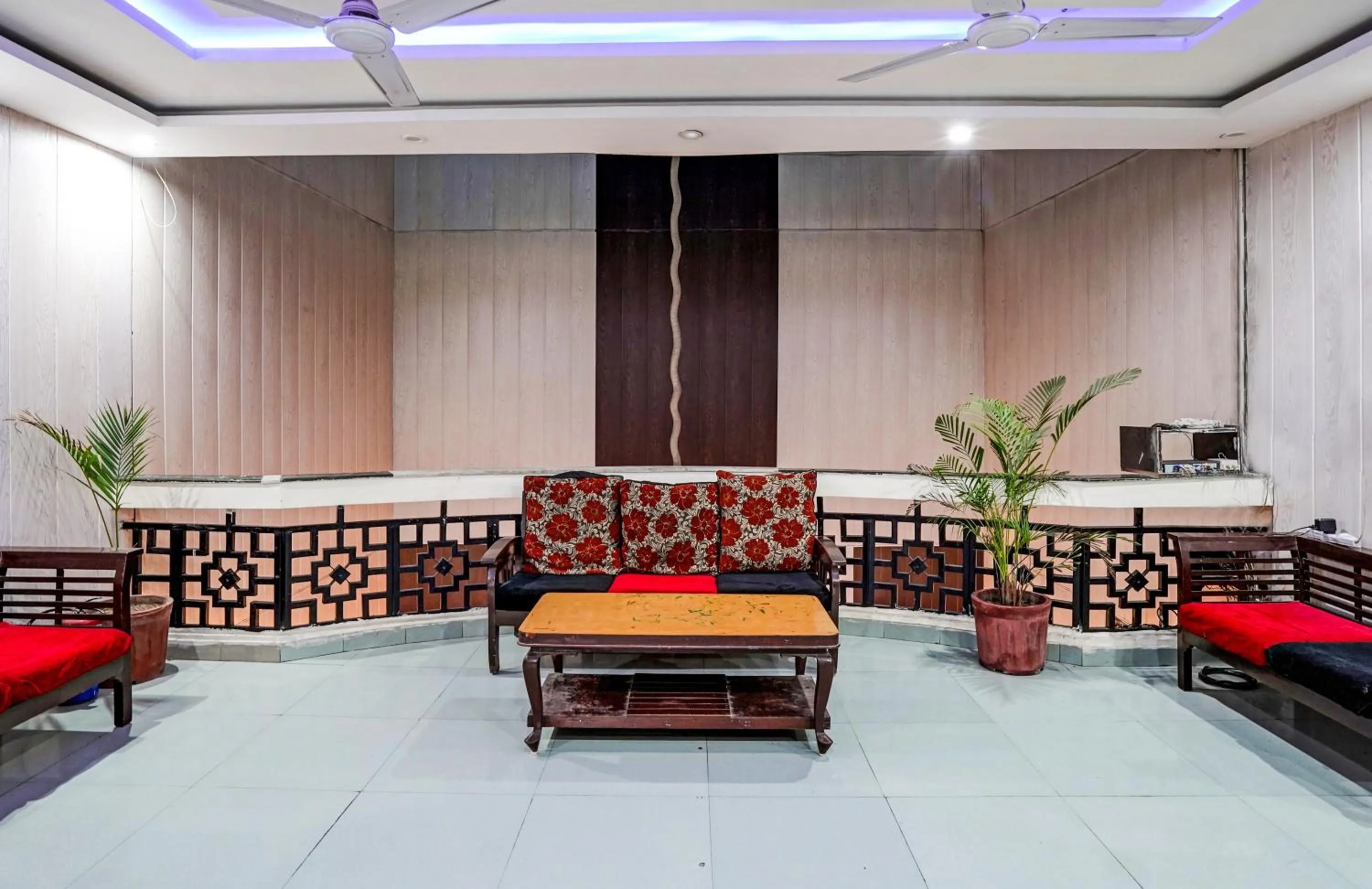 Lobby or reception in Capital O Bk House