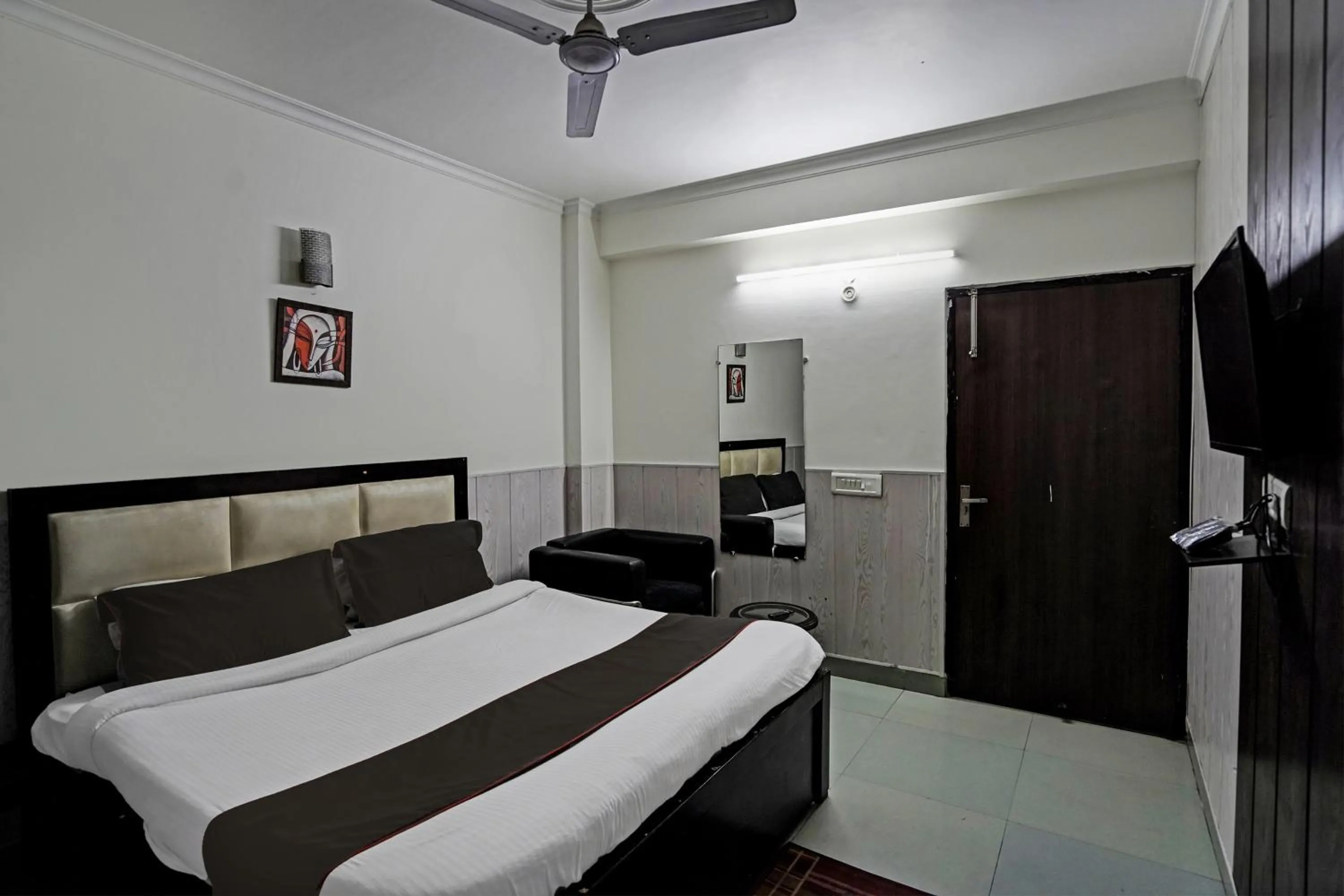 Bedroom, Bed in Capital O Bk House