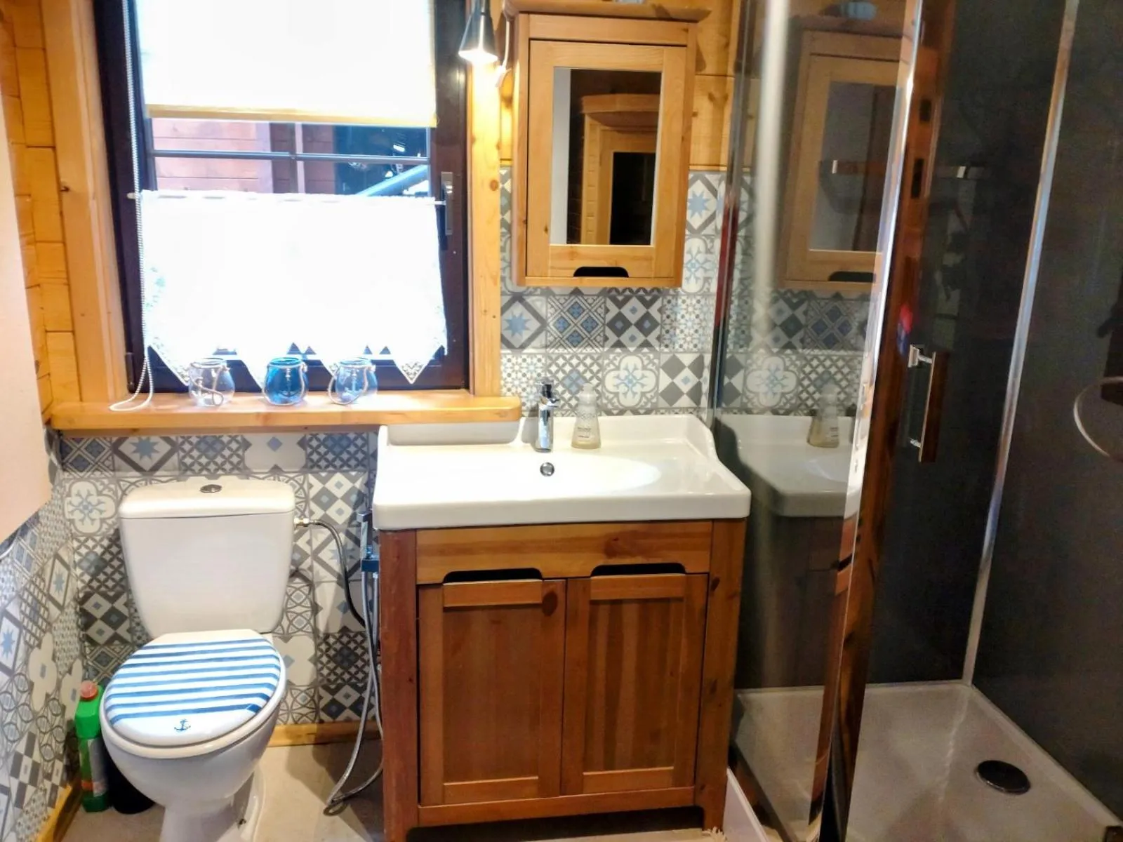 Shower in Chatki Qdłatki