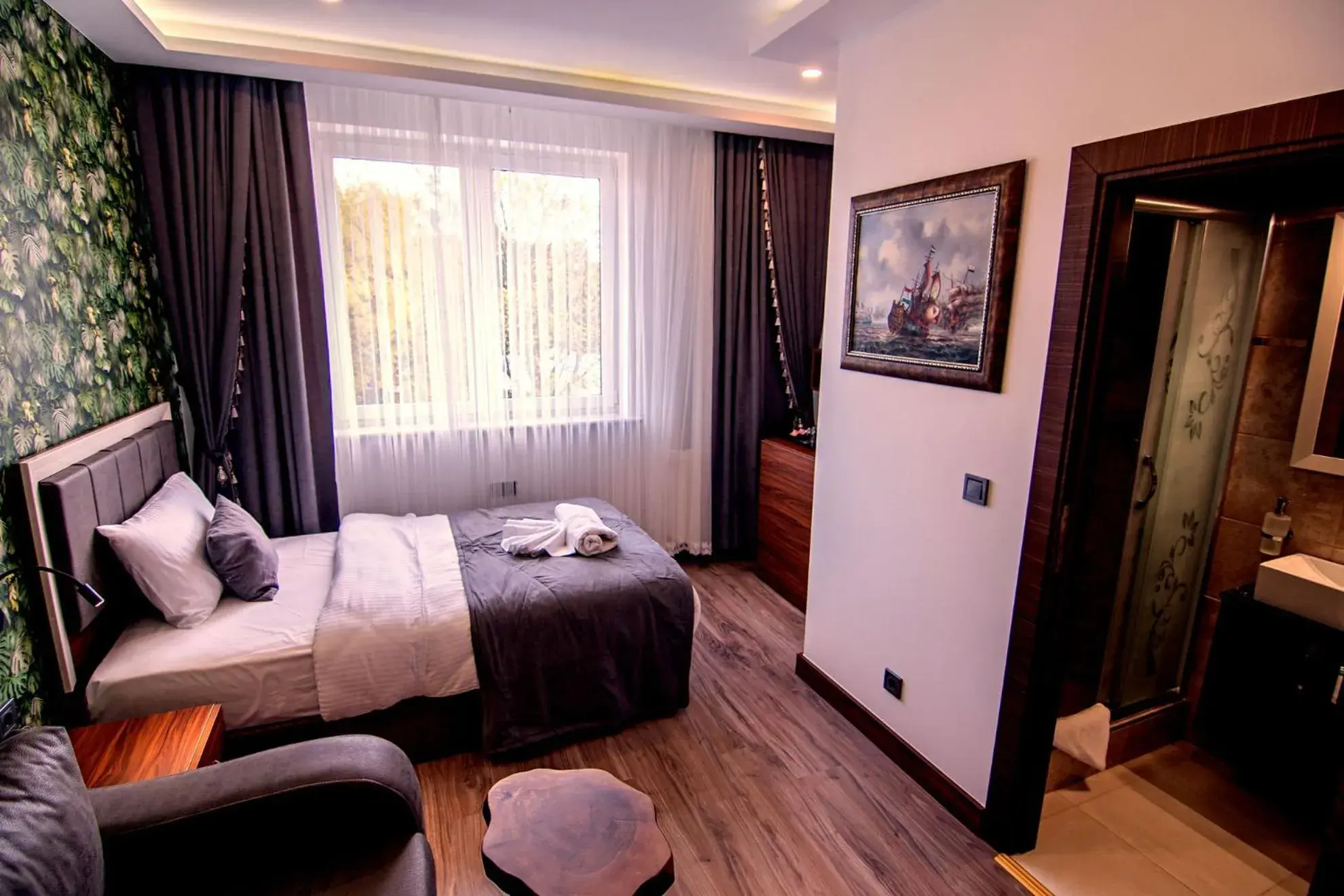 Single Room with Bathroom in Hotel Yaman Single Room with Bathroom in Hotel Yaman