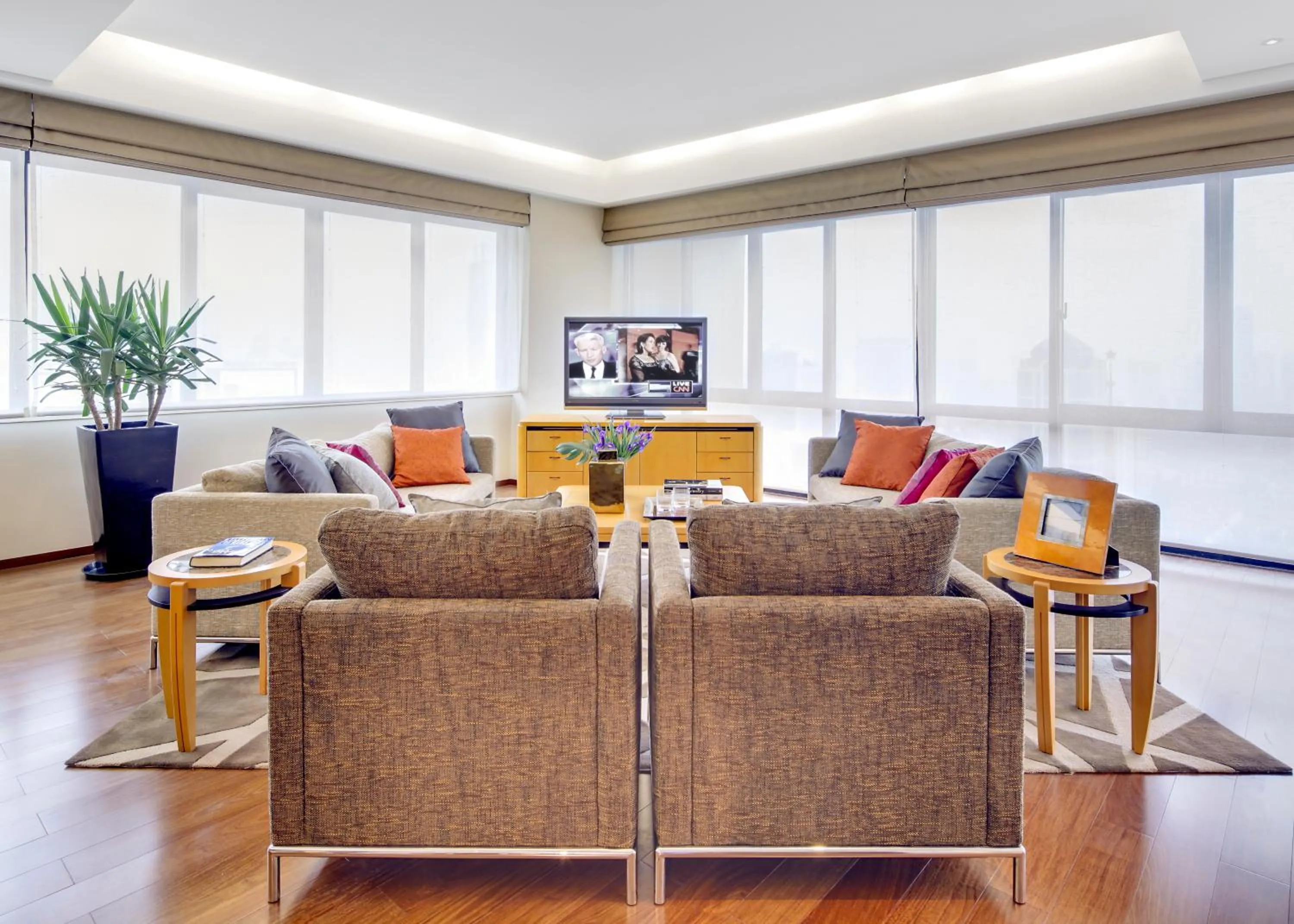 Living room in Shanghai Centre Serviced Apartment