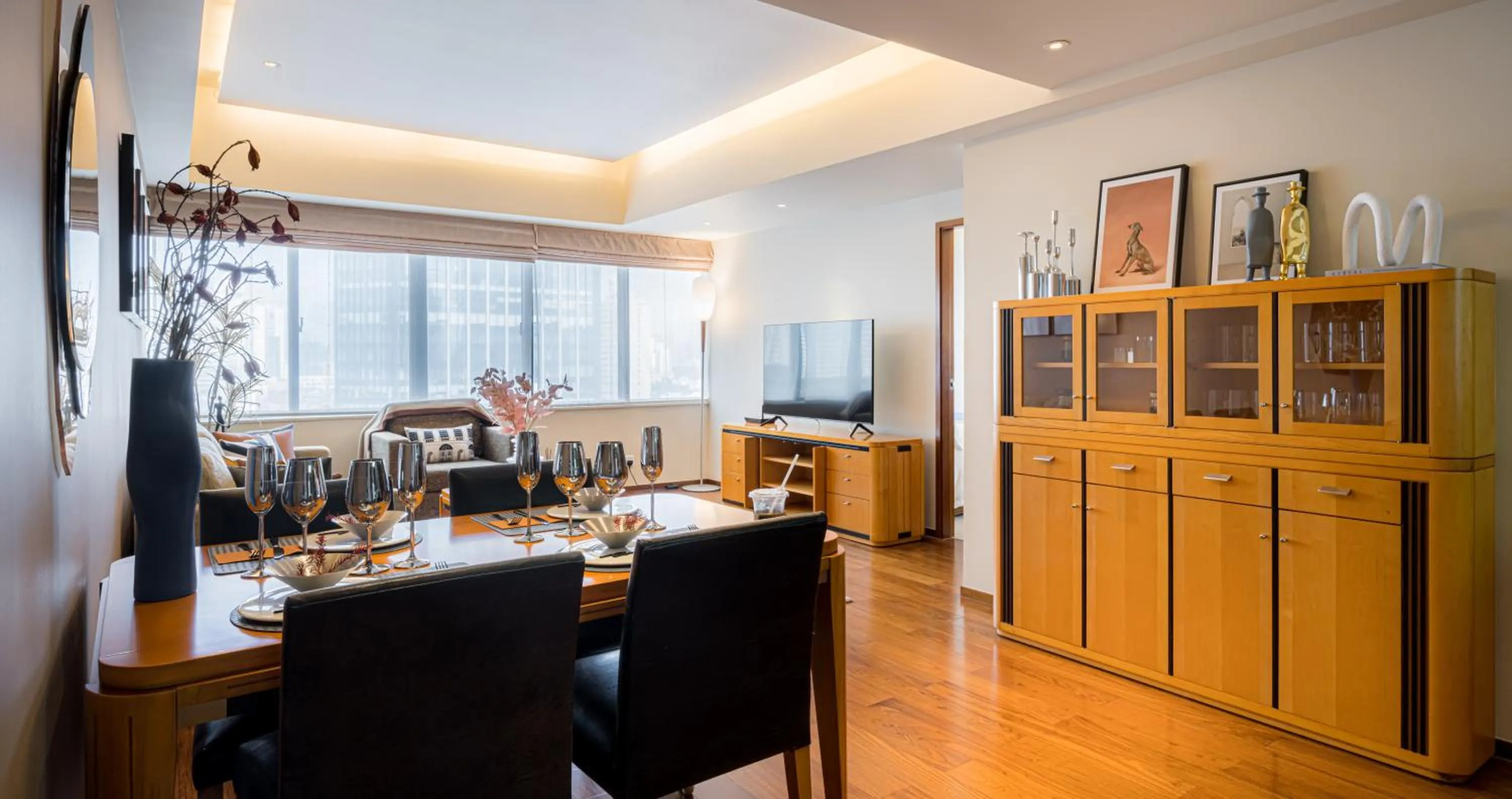 Shanghai Centre Serviced Apartment