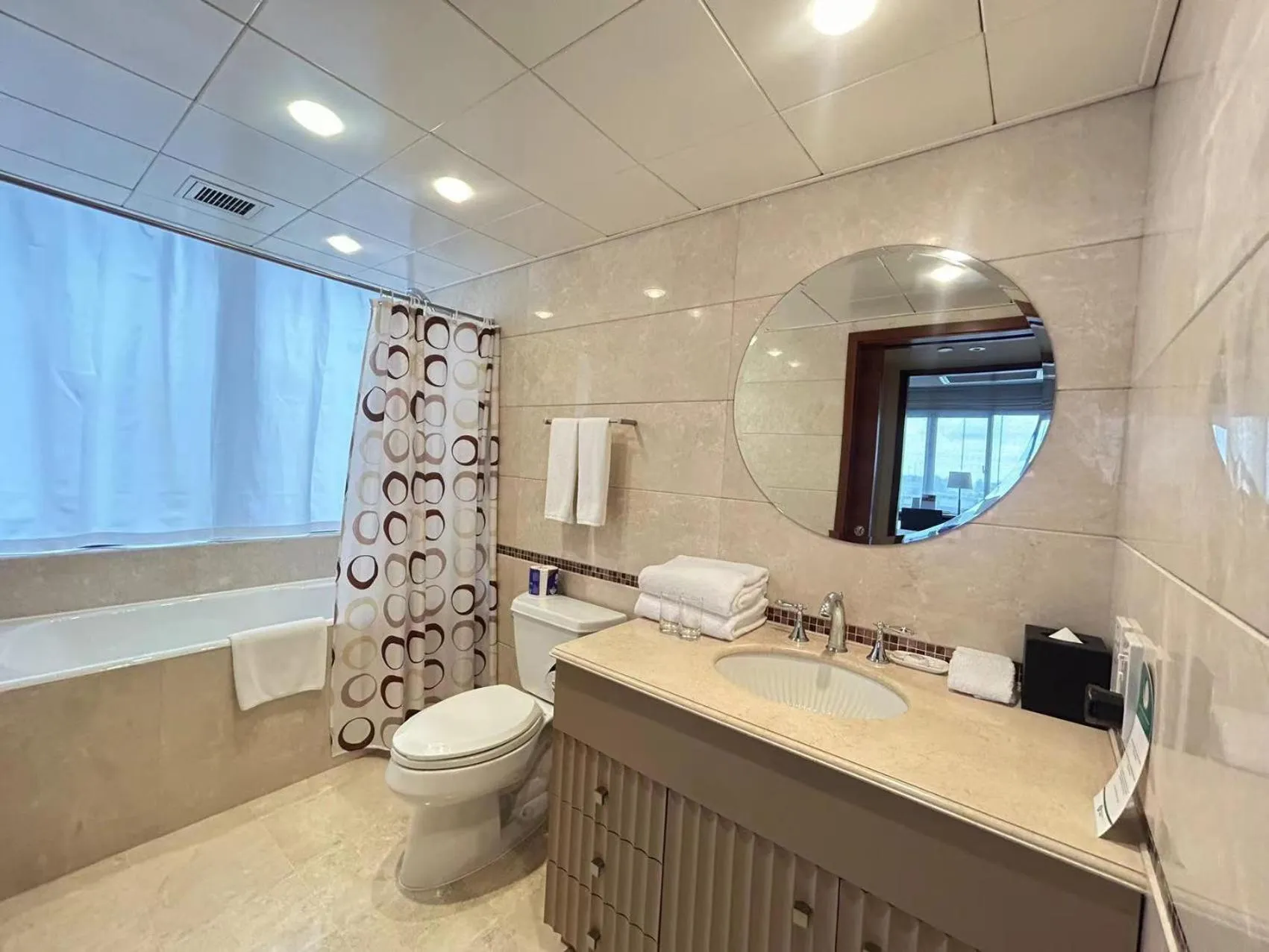 Shanghai Centre Serviced Apartment