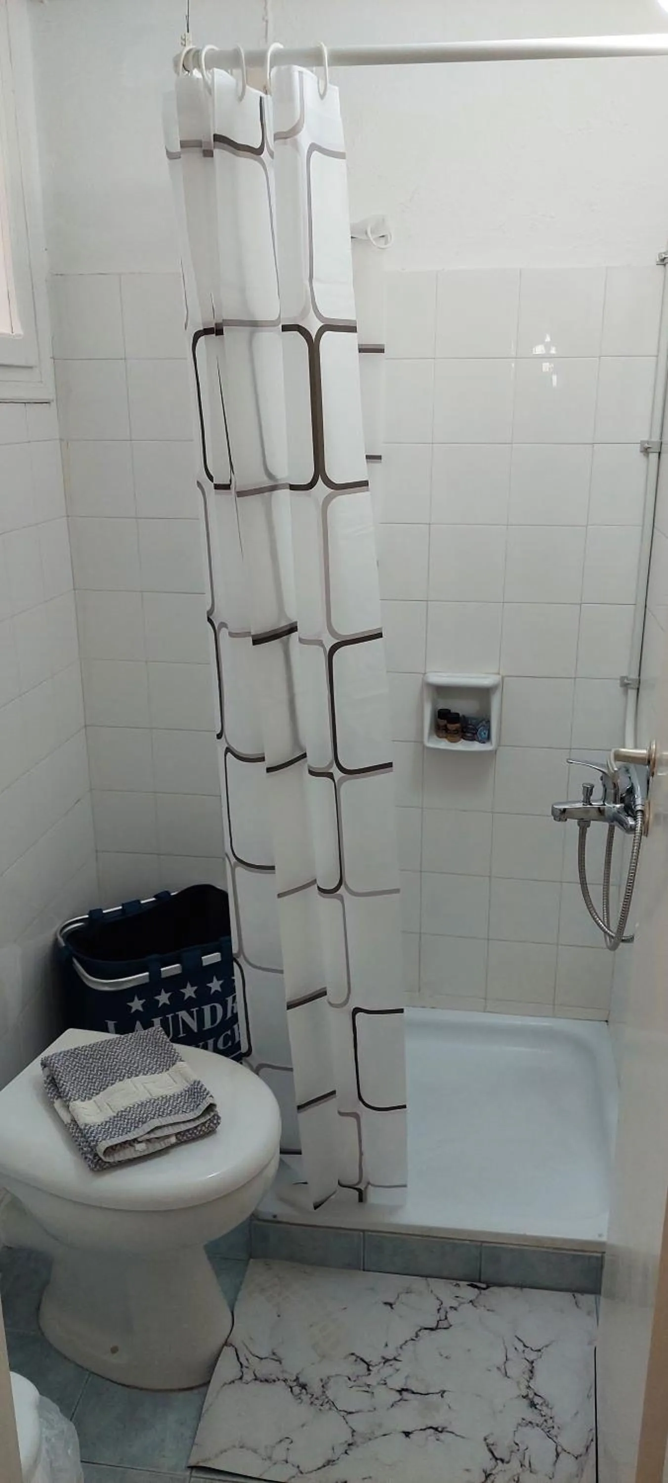 Bathroom in Kato Yialos Paros