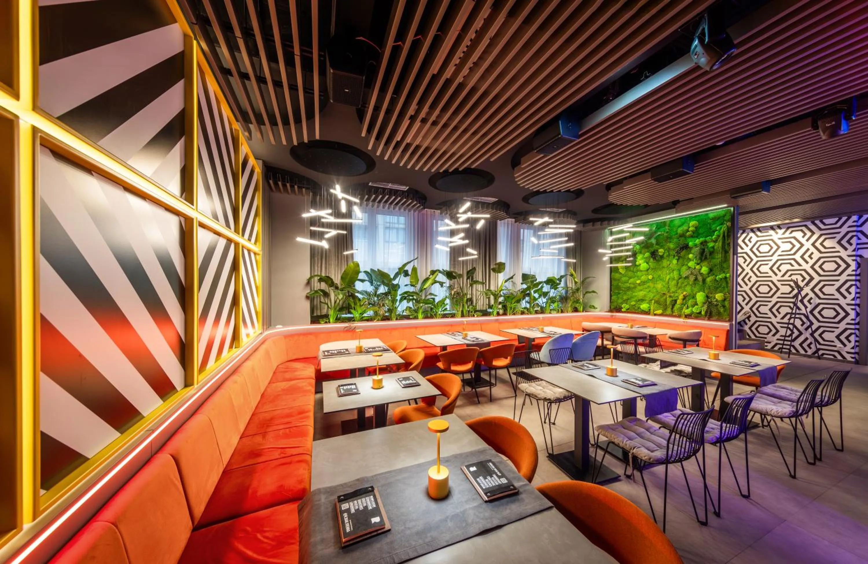 Lounge or bar in lyf Schönbrunn Vienna