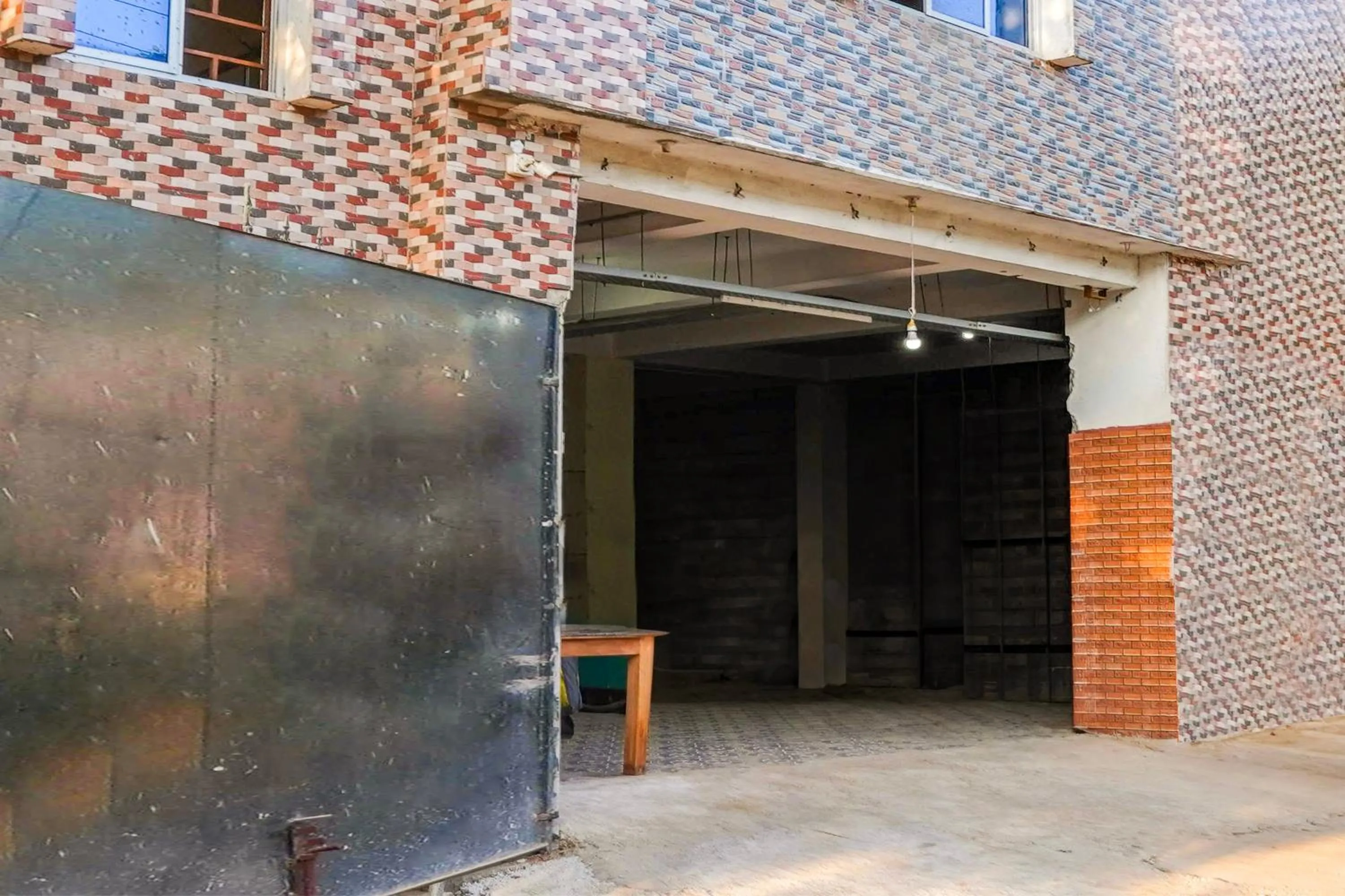 Facade/entrance in Hotel O Sharmila Guest House