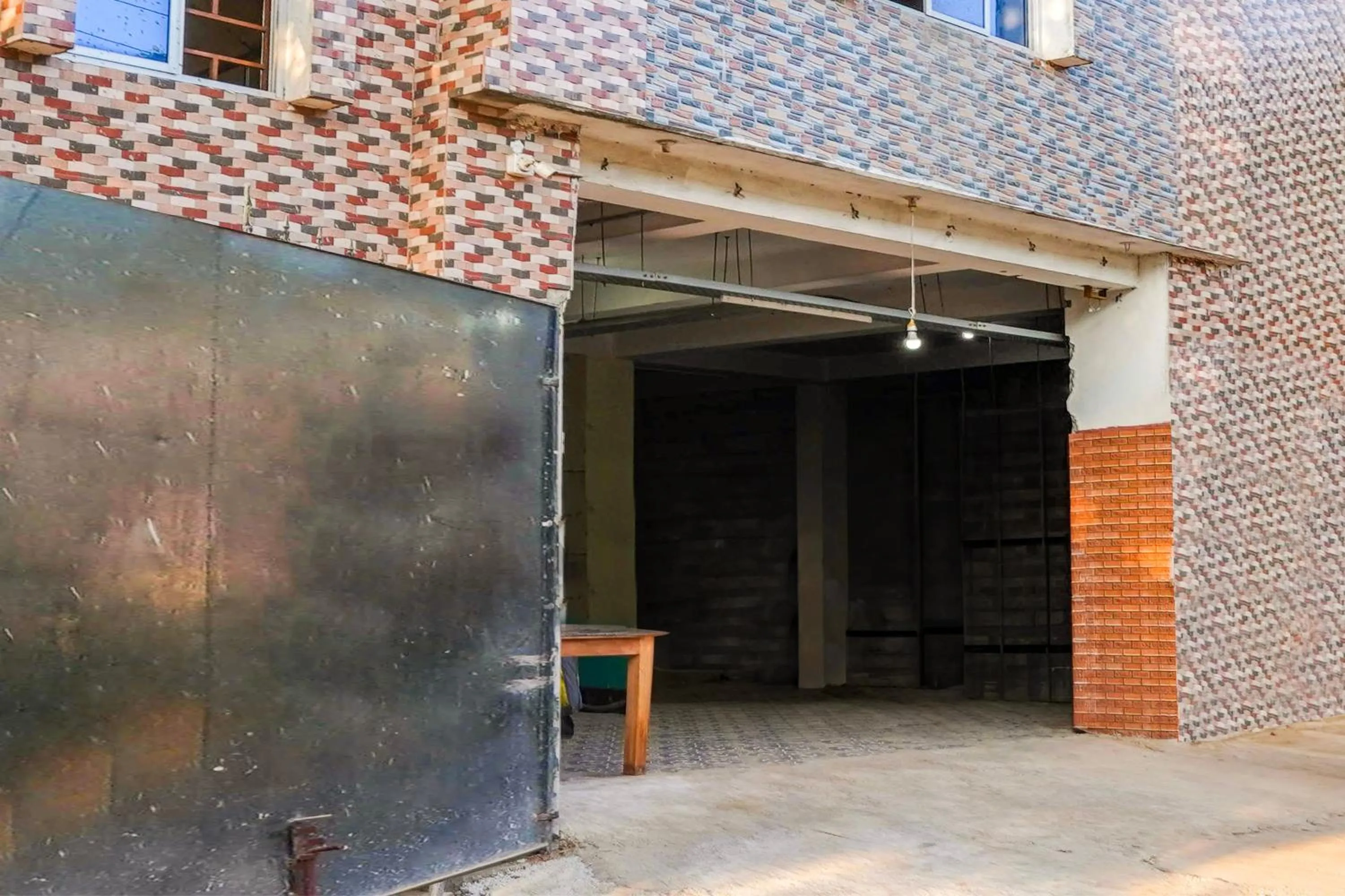 Facade/entrance in Hotel O Sharmila Guest House