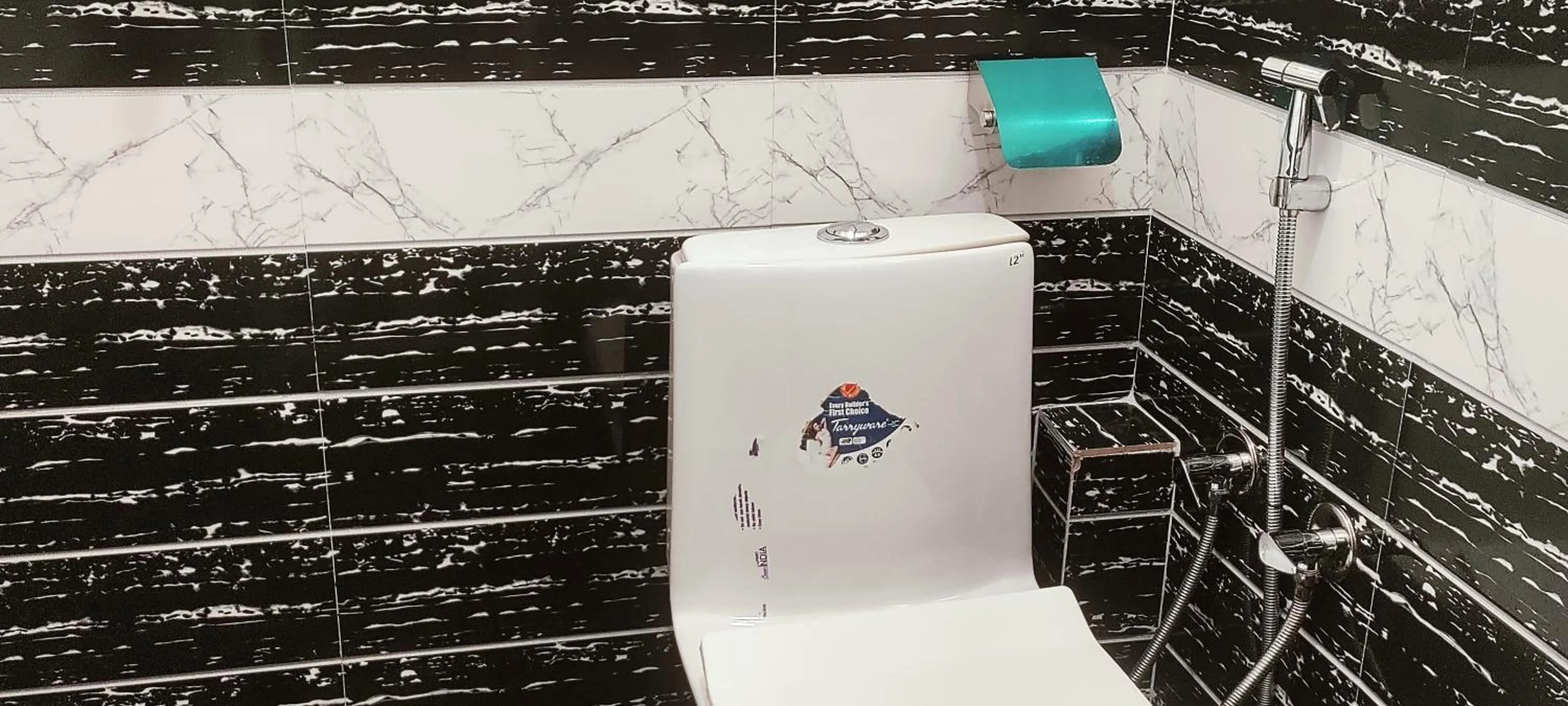 Toilet in Nepalaya Home Hostel