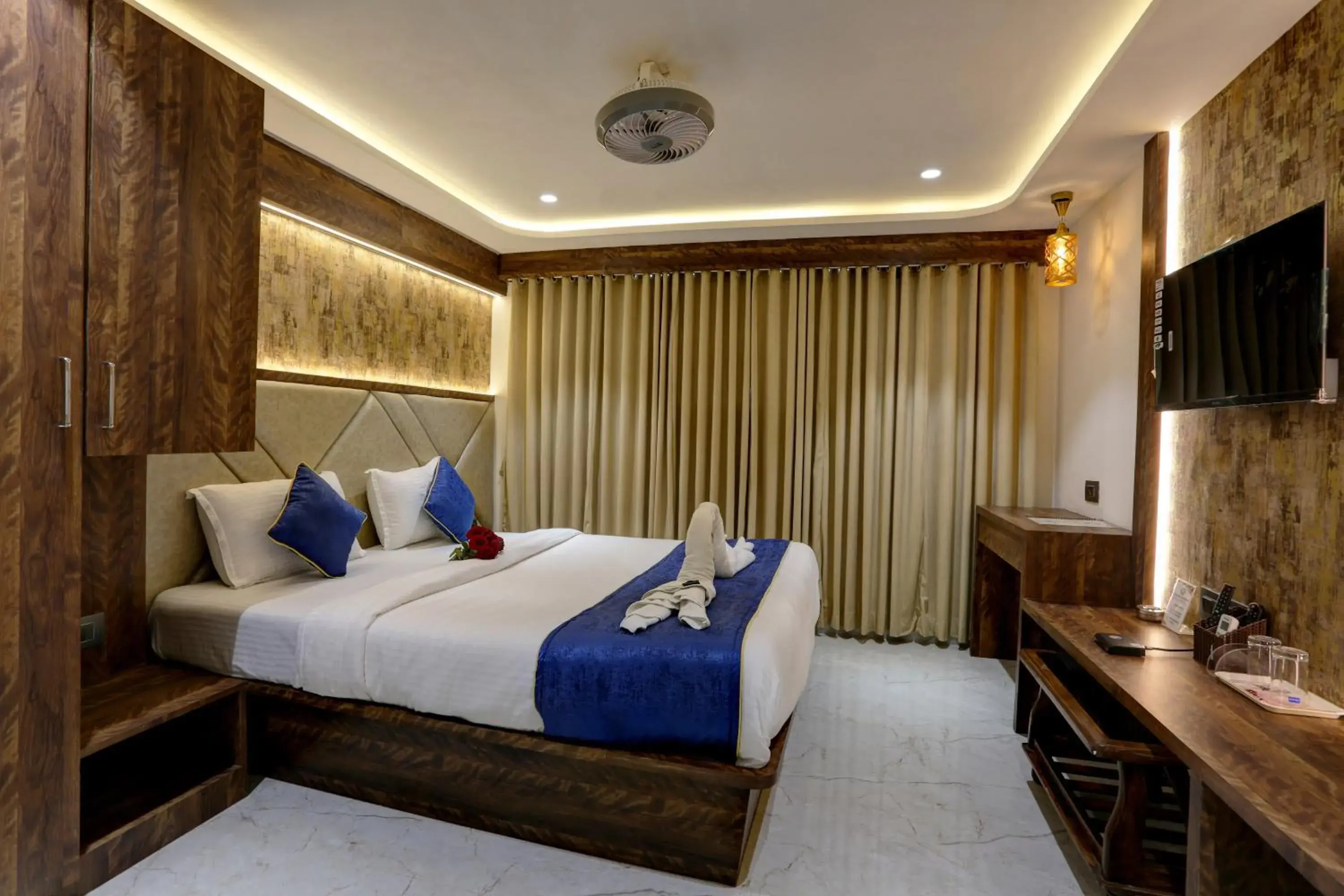 Bed in Ramya Residency Navi Mumbai Bed in Ramya Residency Navi Mumbai