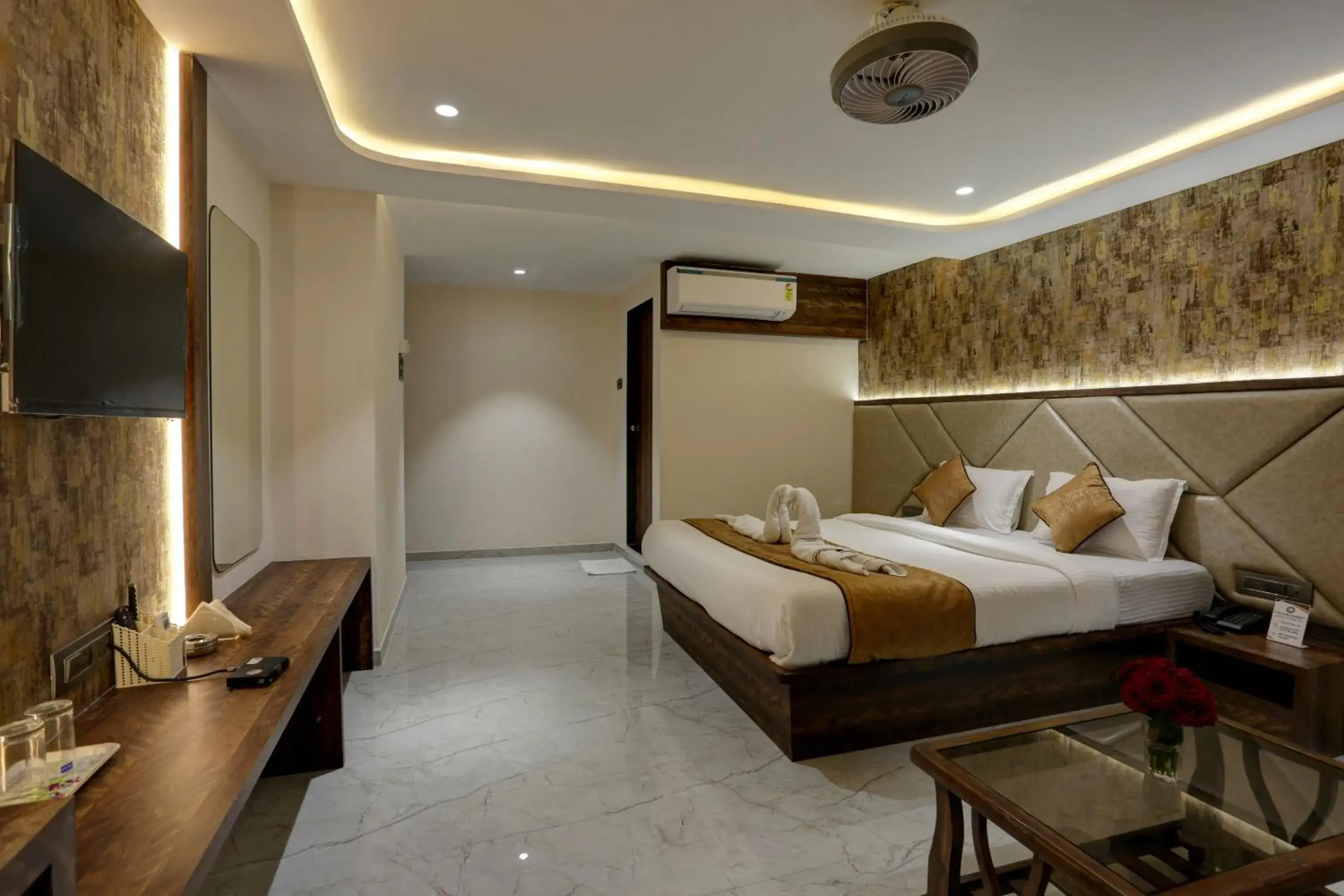 Bed in Ramya Residency Navi Mumbai Bed in Ramya Residency Navi Mumbai
