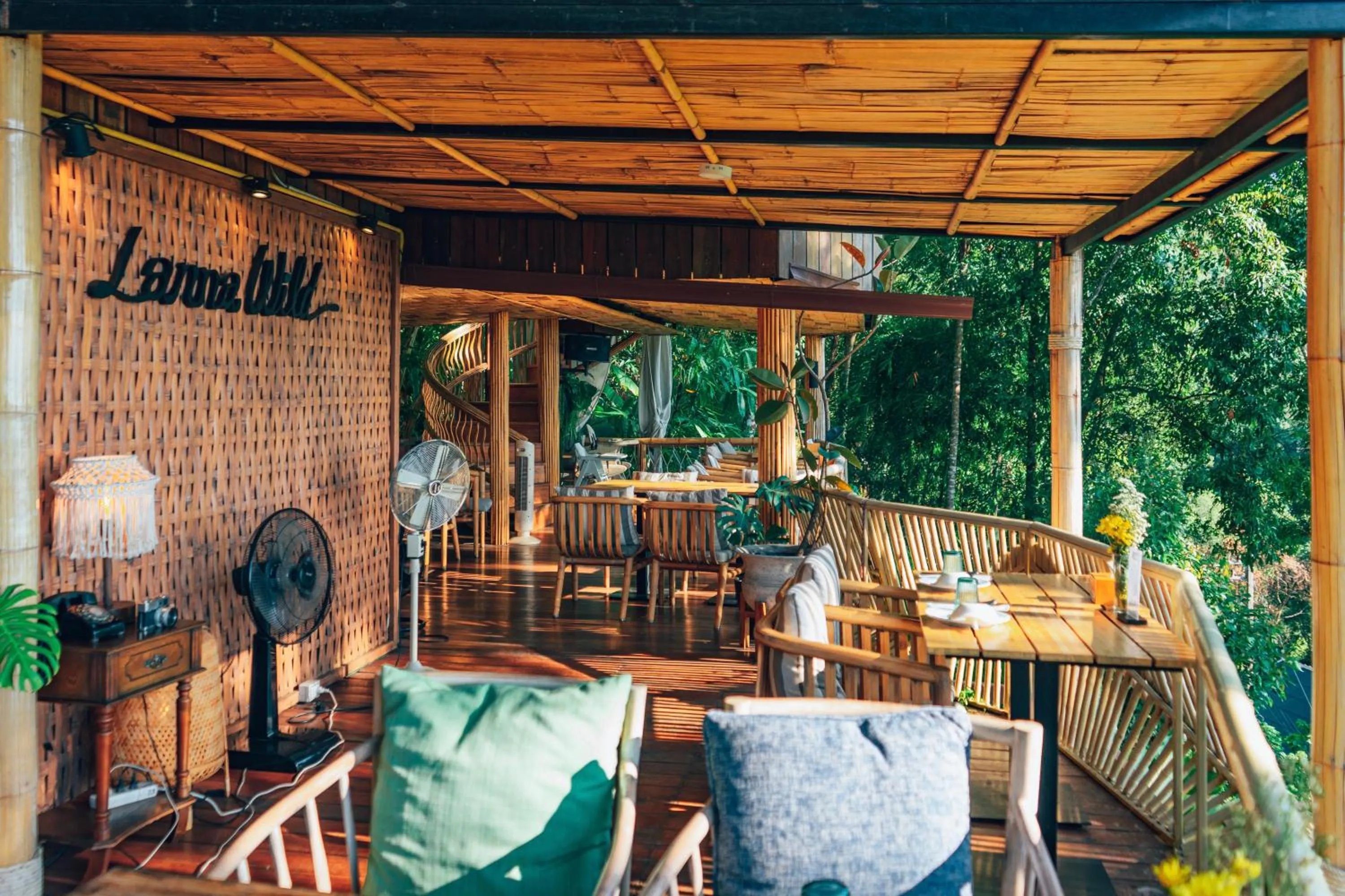 Dining area in Lannawild