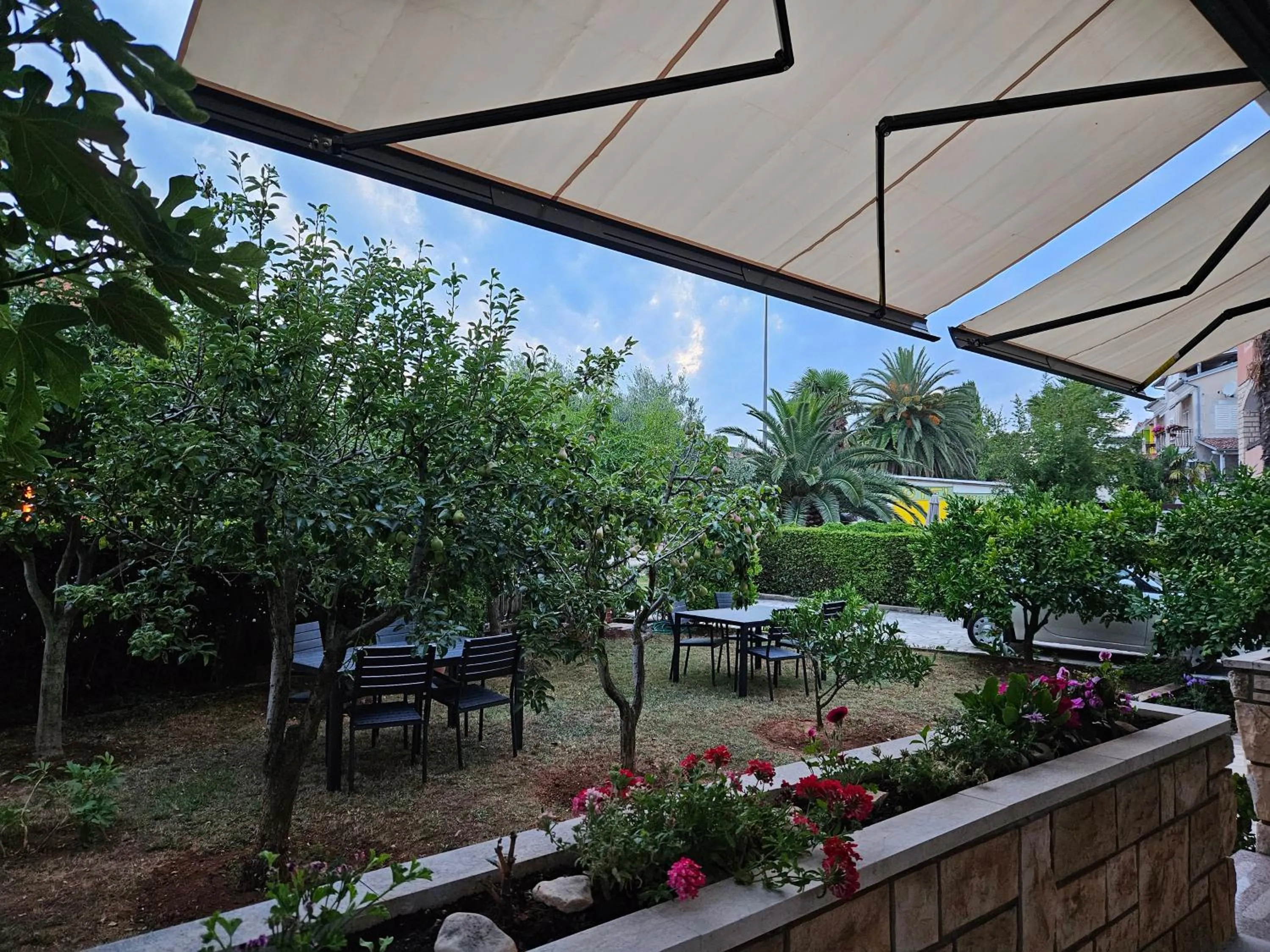 Apartments Maestral