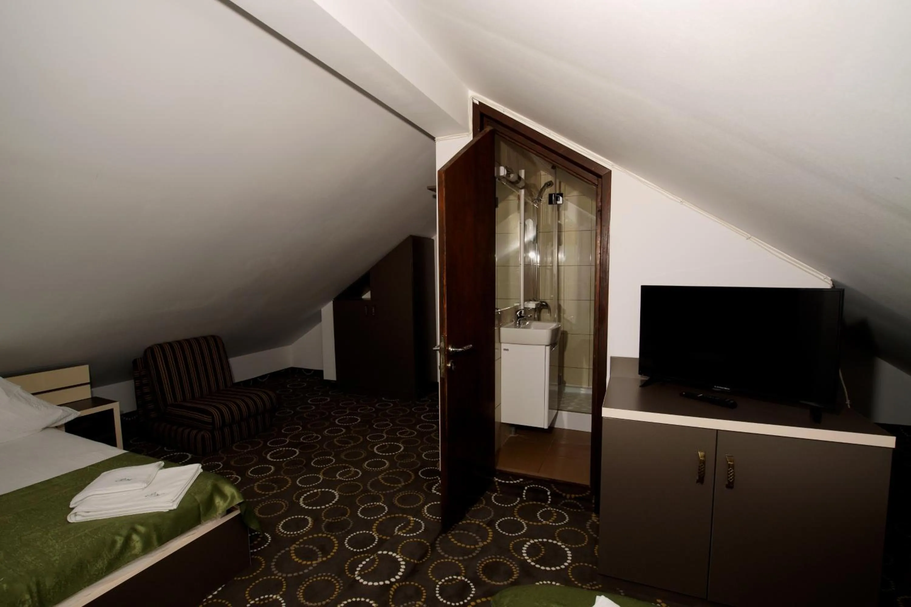 Bathroom, Bed in Vila Pretty Woman